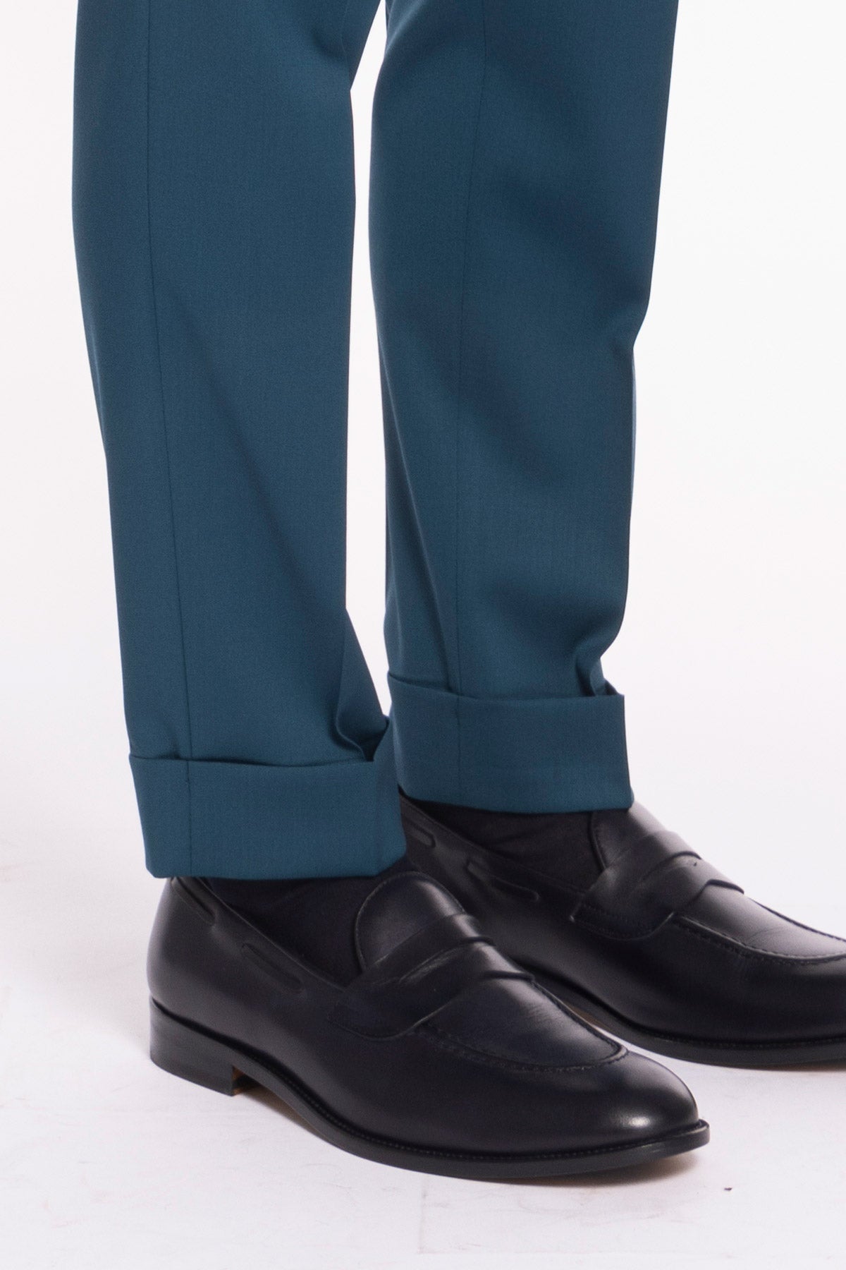 Pantalone uomo verde petrolio in fresco lana super 130's Bristol tessuti Napoli vita alta doppia pinces e risvolto 5cm
