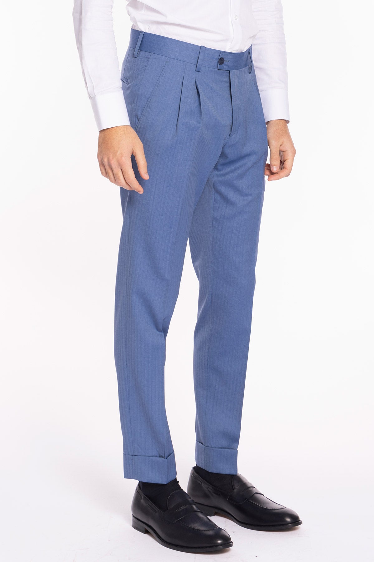 Pantalone uomo vita alta celeste Solaro fresco lana super 120'S e seta Holland & Sherry tasca con 2 pinces e risvolto 5cm