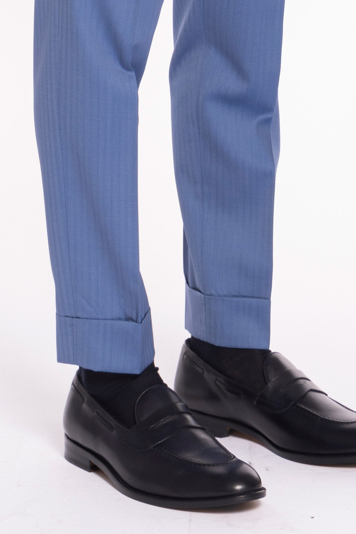 Pantalone uomo vita alta celeste Solaro fresco lana super 120'S e seta Holland & Sherry tasca con 2 pinces e risvolto 5cm