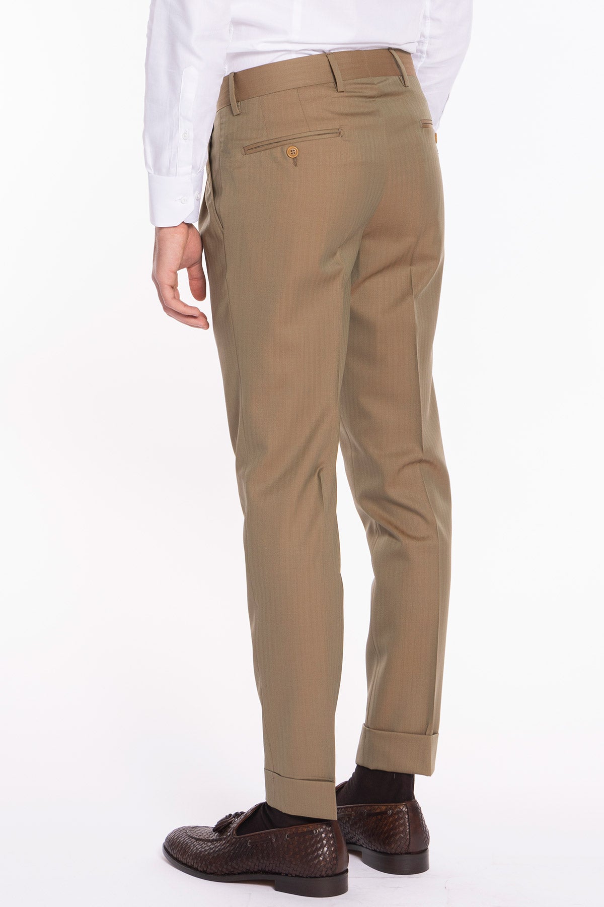 Pantalone uomo vita alta fango Solaro fresco lana super 120'S e seta Holland & Sherry tasca con 2 pinces e risvolto 5cm