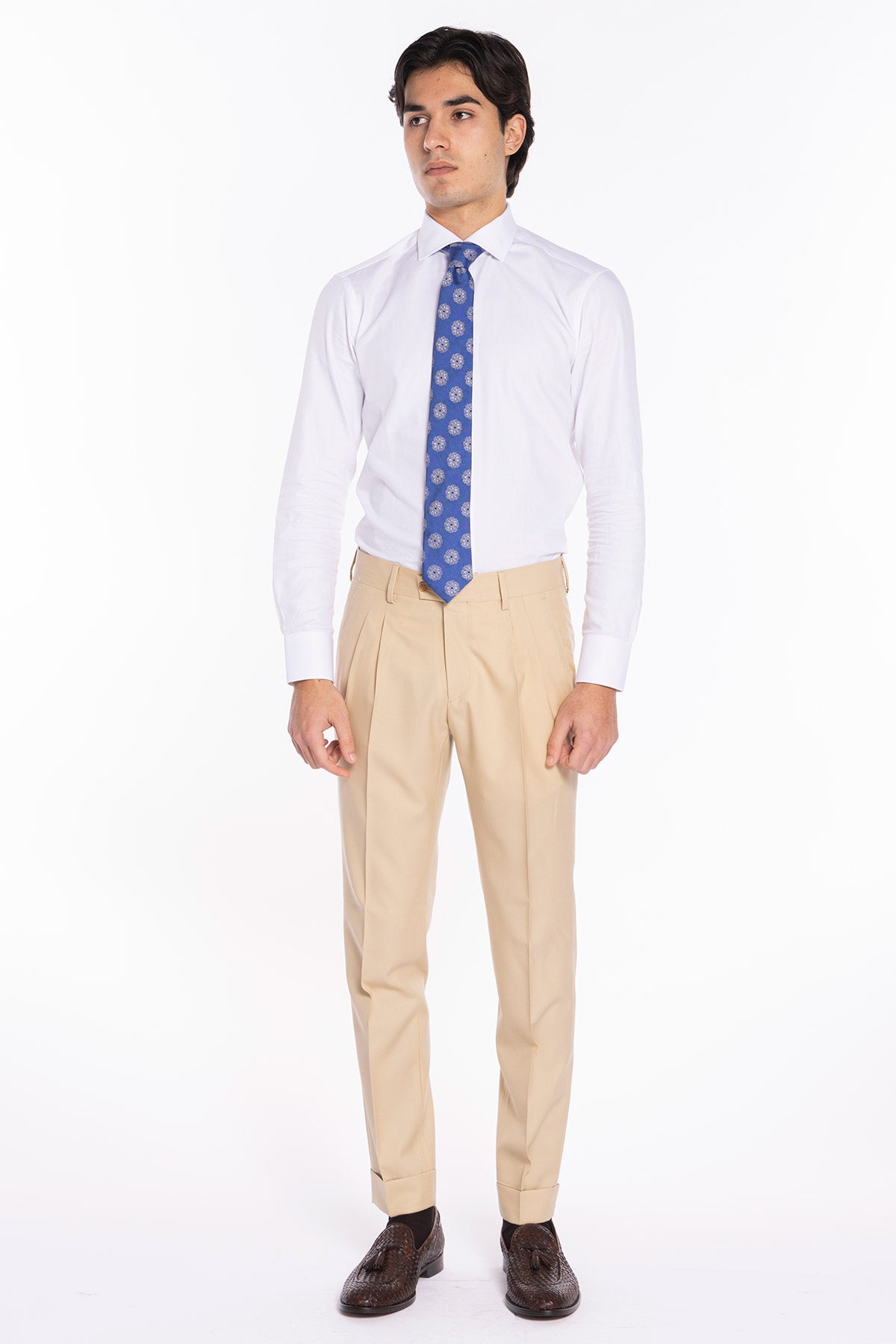 Pantalone uomo beige vita alta doppia pinces in fresco lana super 140's Holland & Sherry risvolto 5cm