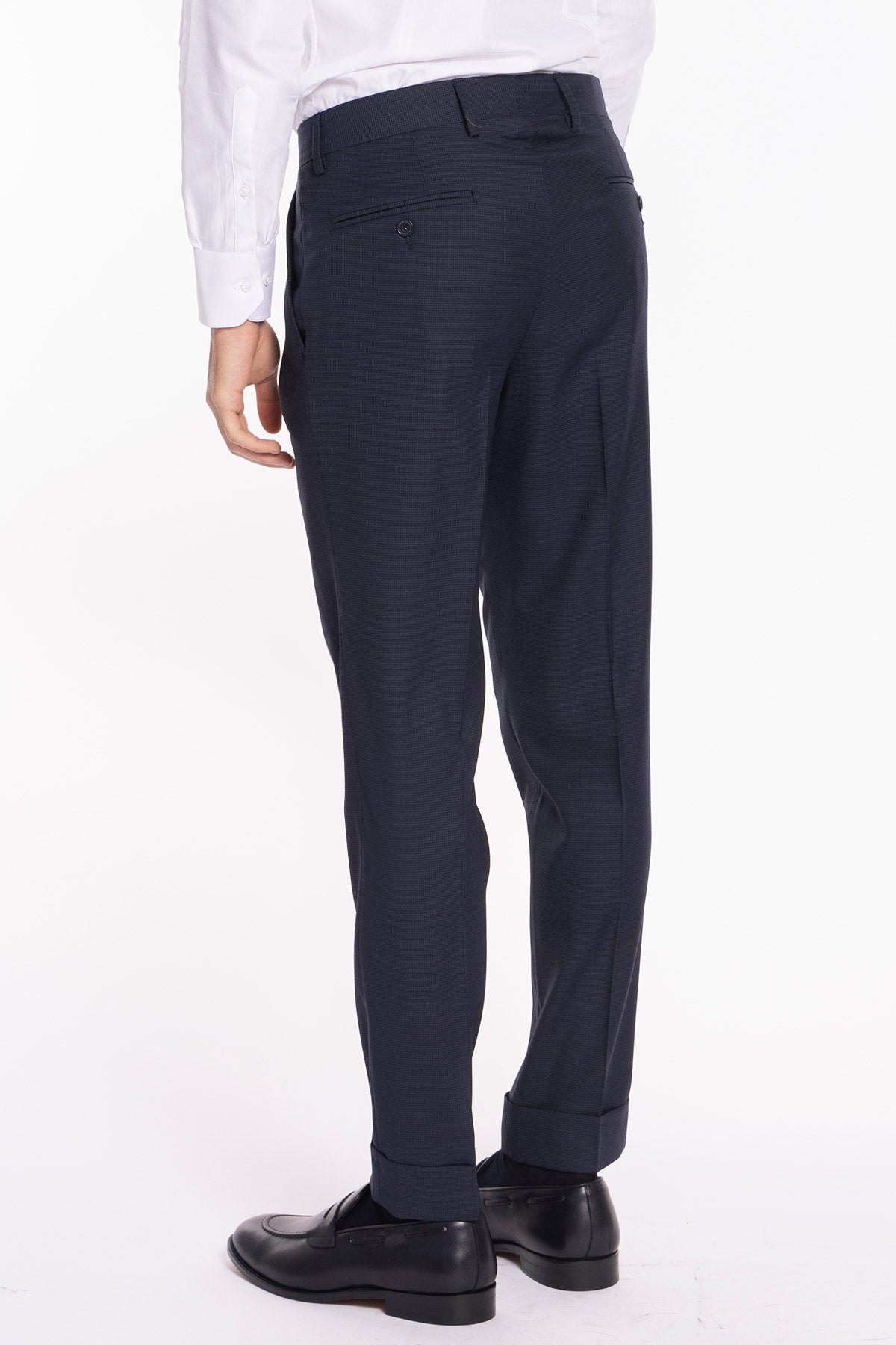 Pantalone uomo blu pied de poule vita alta Con 2 pinces in fresco lana super 120's  Holland & Sherry risvolto 5cm