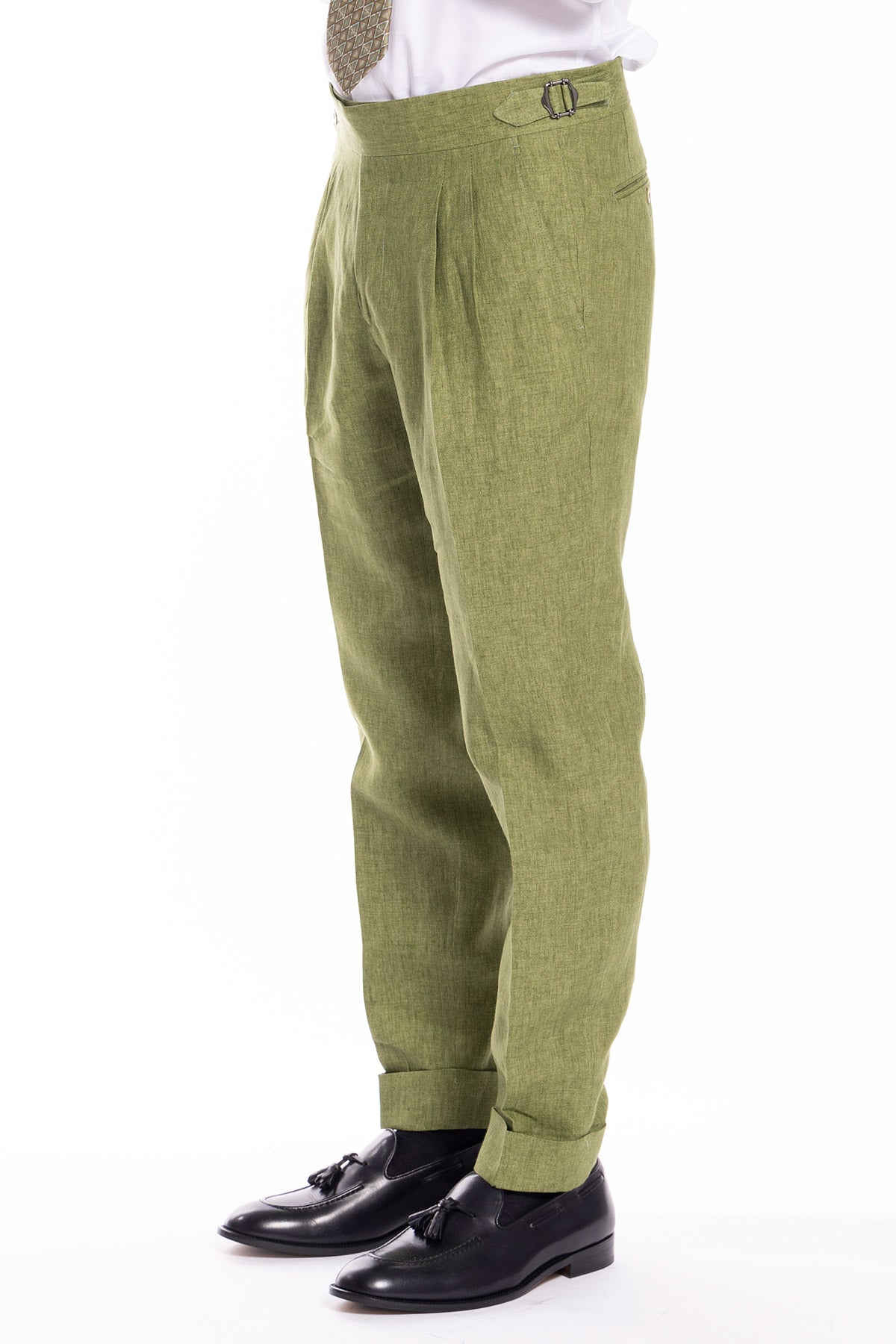 Pantalone uomo vita alta verde in lino 100%  Bristol Tessuti Napoli con doppia pinces e fibbie laterali