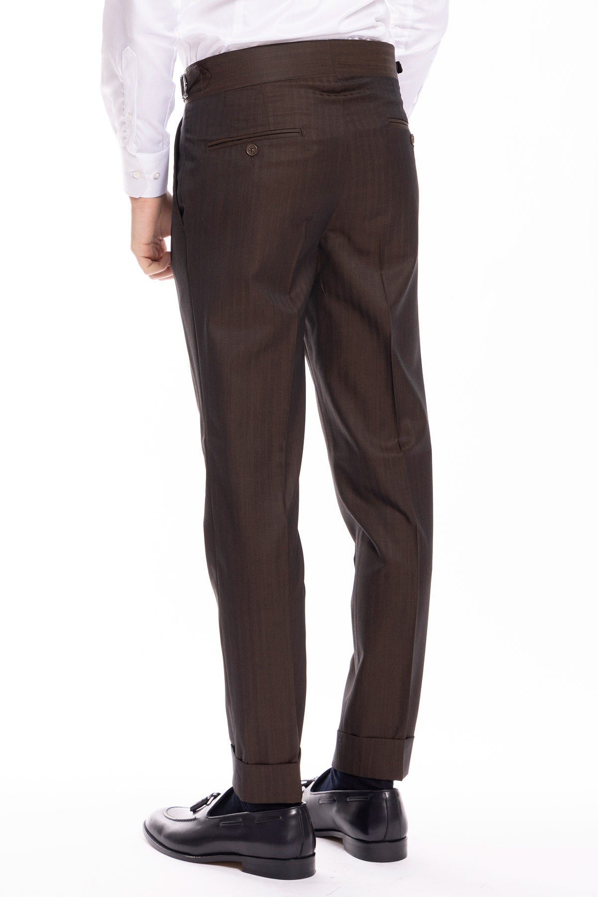 Pantalone uomo vita alta marrone solaro fresco lana Bristol Tessuti Napoli con doppia pinces e fibbie laterali