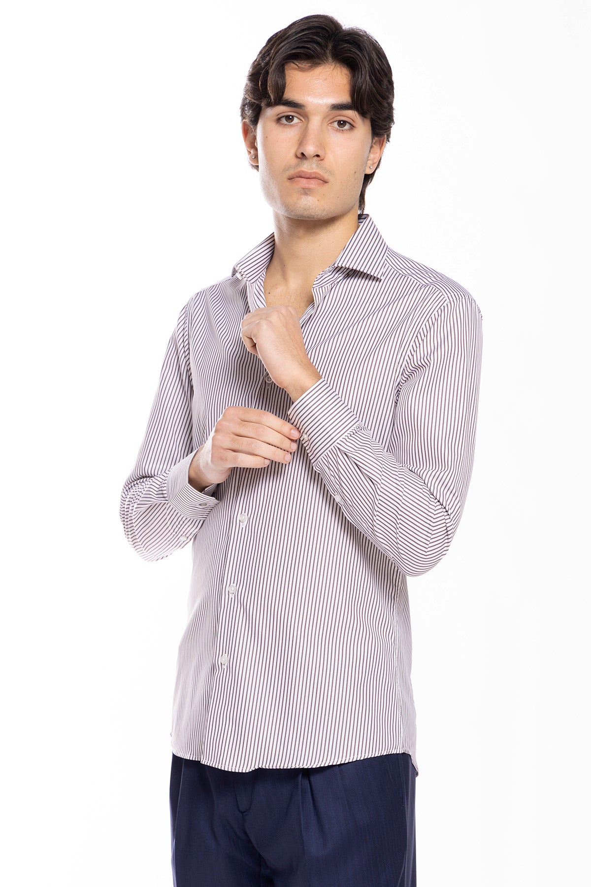 Camicia Uomo slim Fit riga marrone stretta 100% cotone collo semi francese mileta Tessuti