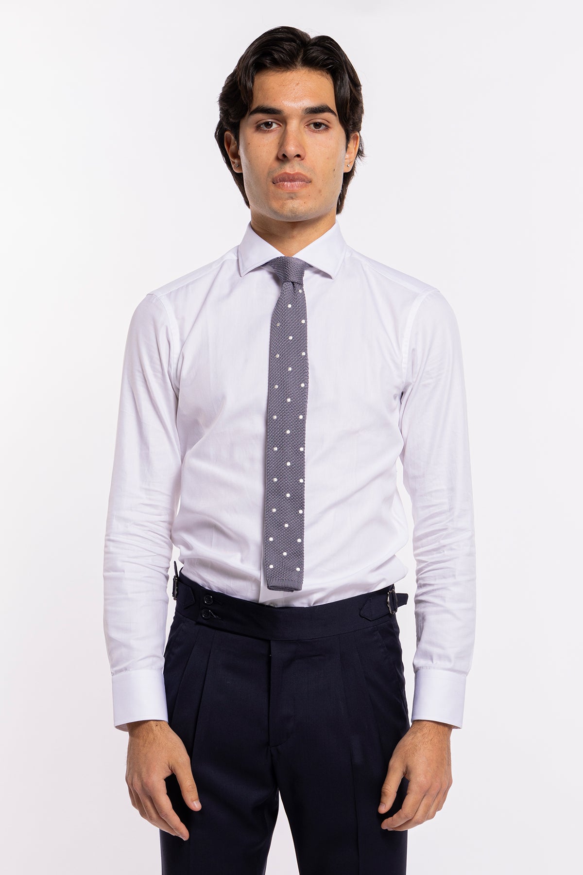 Cravatta uomo grigia in tricot fantasia pois bianchi 6cm fondo dritto