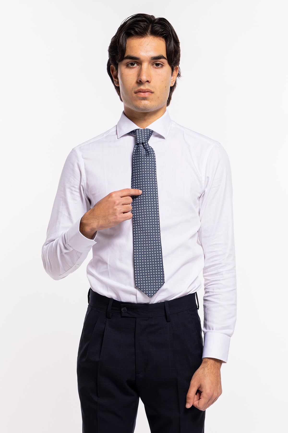 Cravatta uomo blu notte fantasia fiori in seta 100% larghezza 8 cm da cerimonia elegante