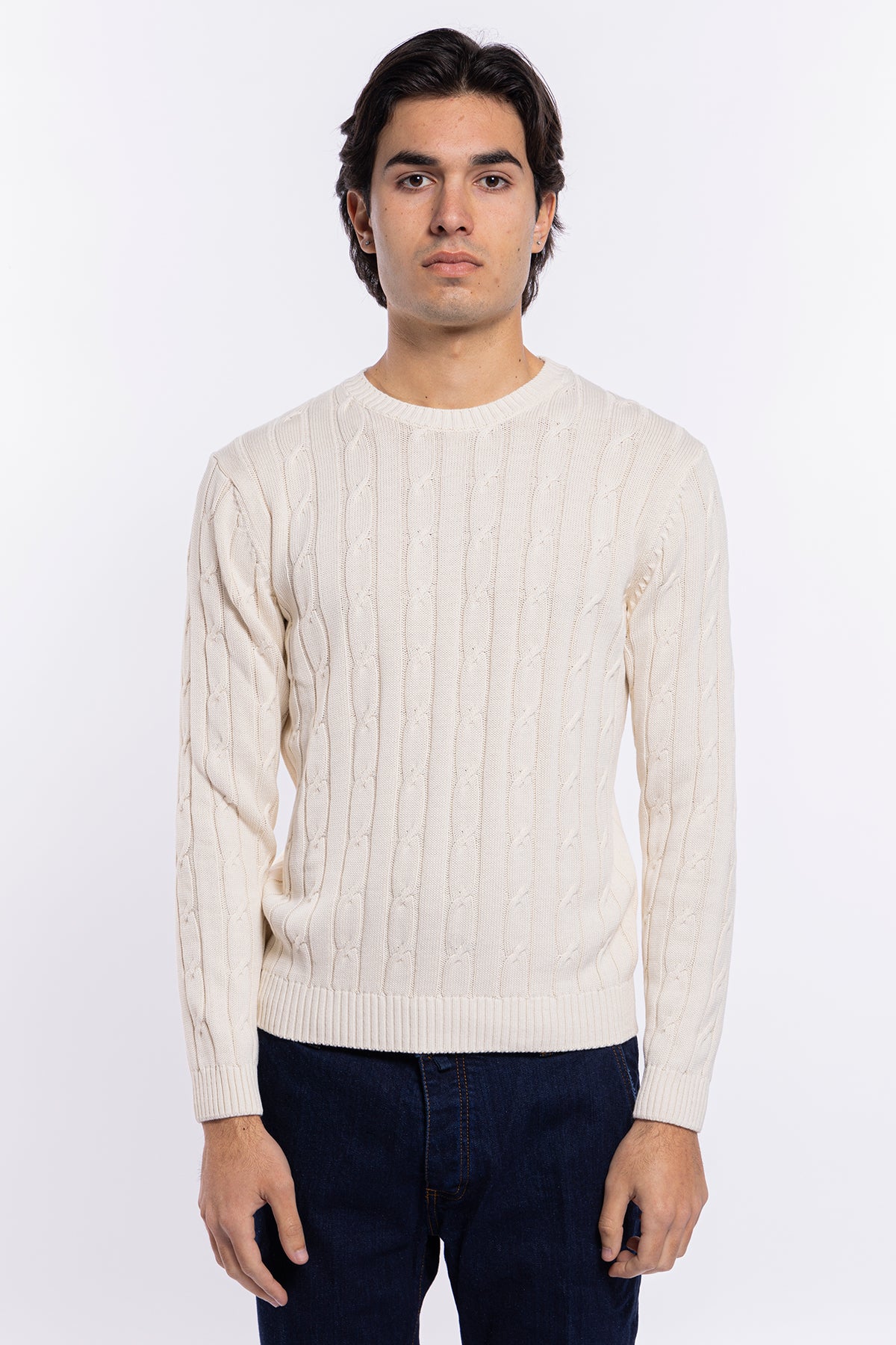 Maglioncino da uomo panna con treccia maniche lunghe 100% cotone di filo tinta unita finezza 7<br />
-