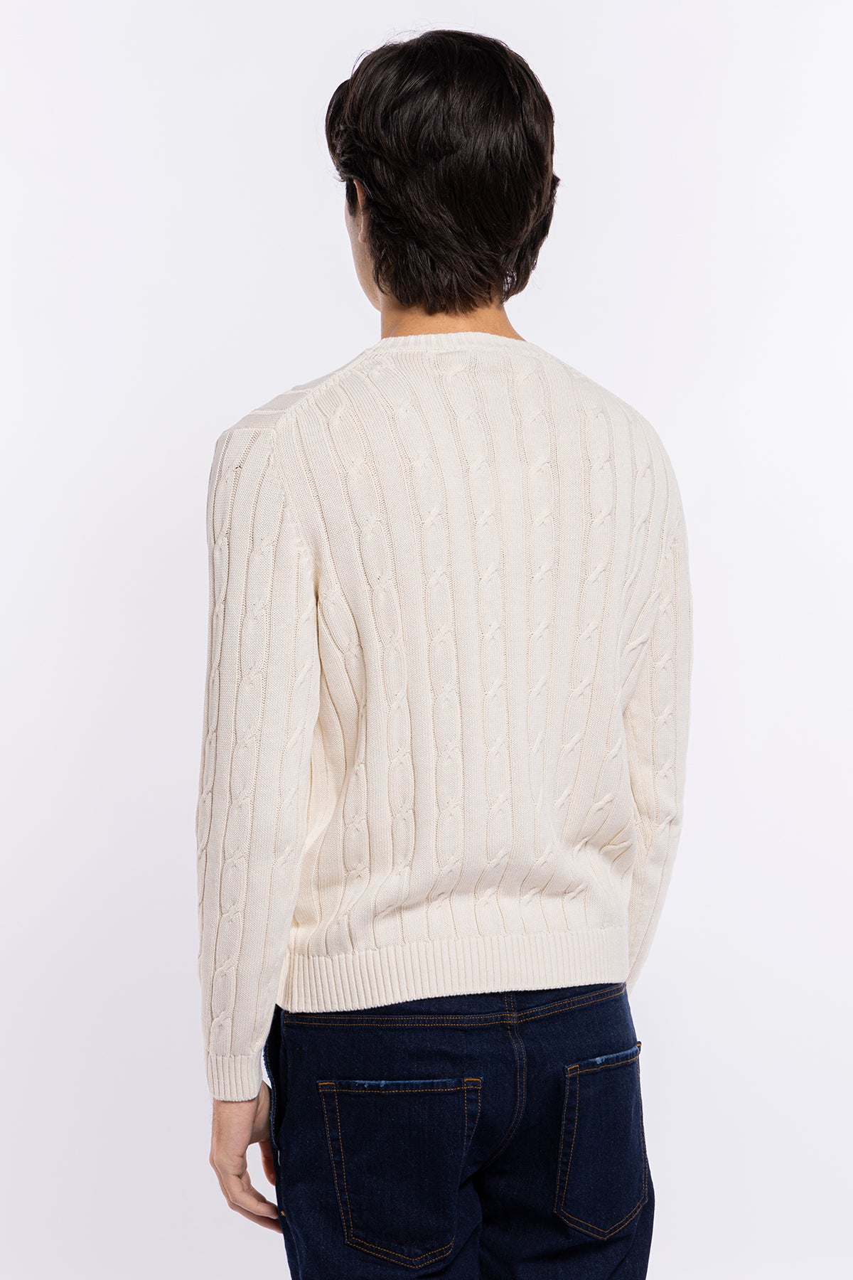 Maglioncino da uomo panna con treccia maniche lunghe 100% cotone di filo tinta unita finezza 7<br />
-