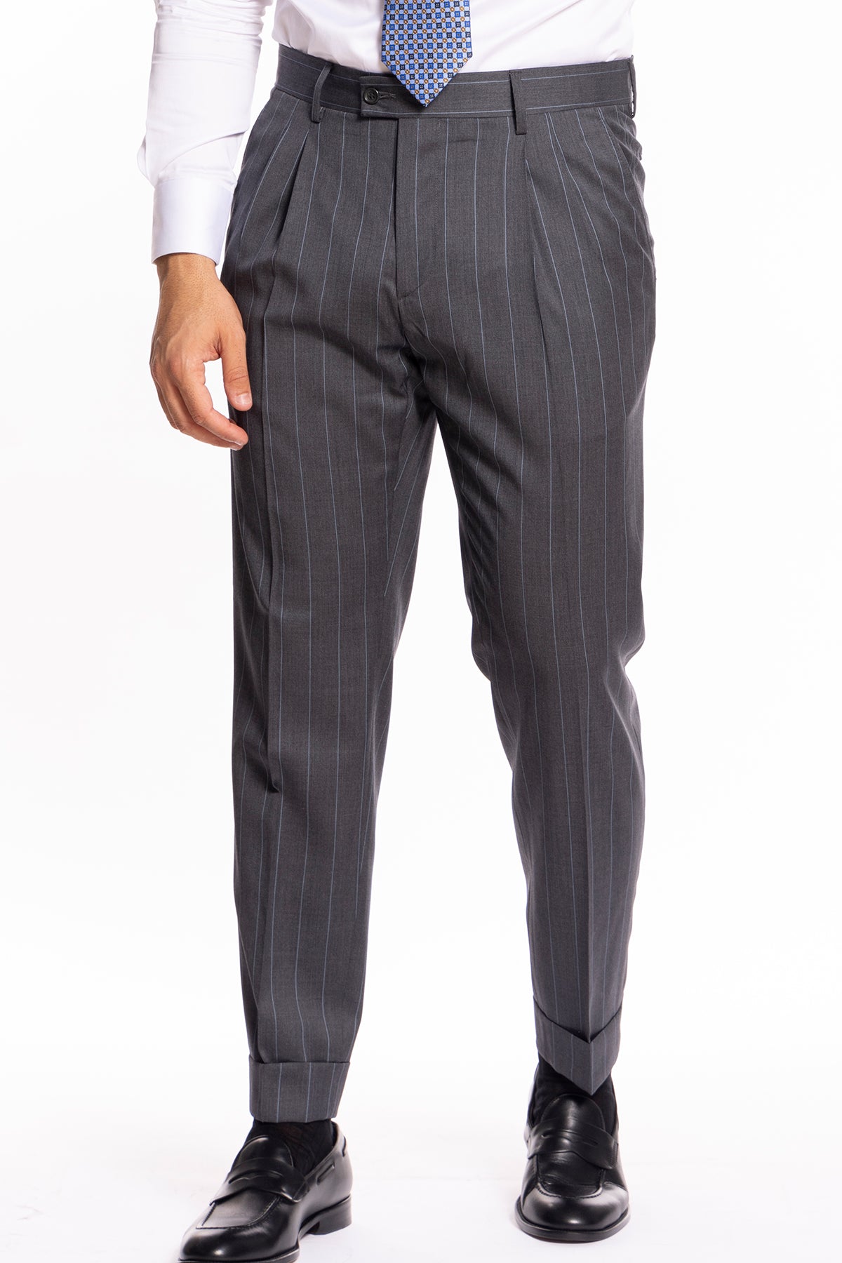 Pantalone uomo vita alta grigio gessato con riga celeste fresco lana super 130's Bristol Tessuti Napoli con doppia pinces