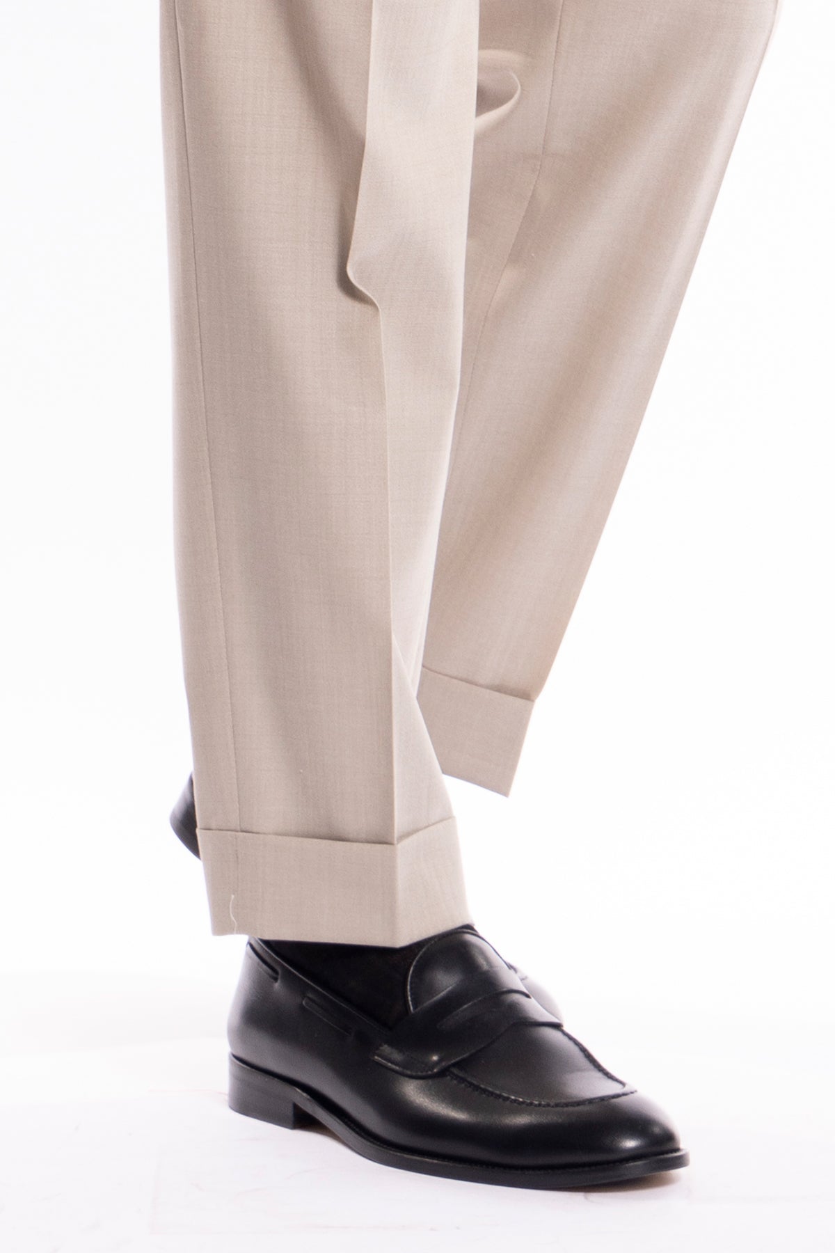 Pantalone uomo Beige fresco lana mista tasca america con doppia pinces e risvolto di 5cm