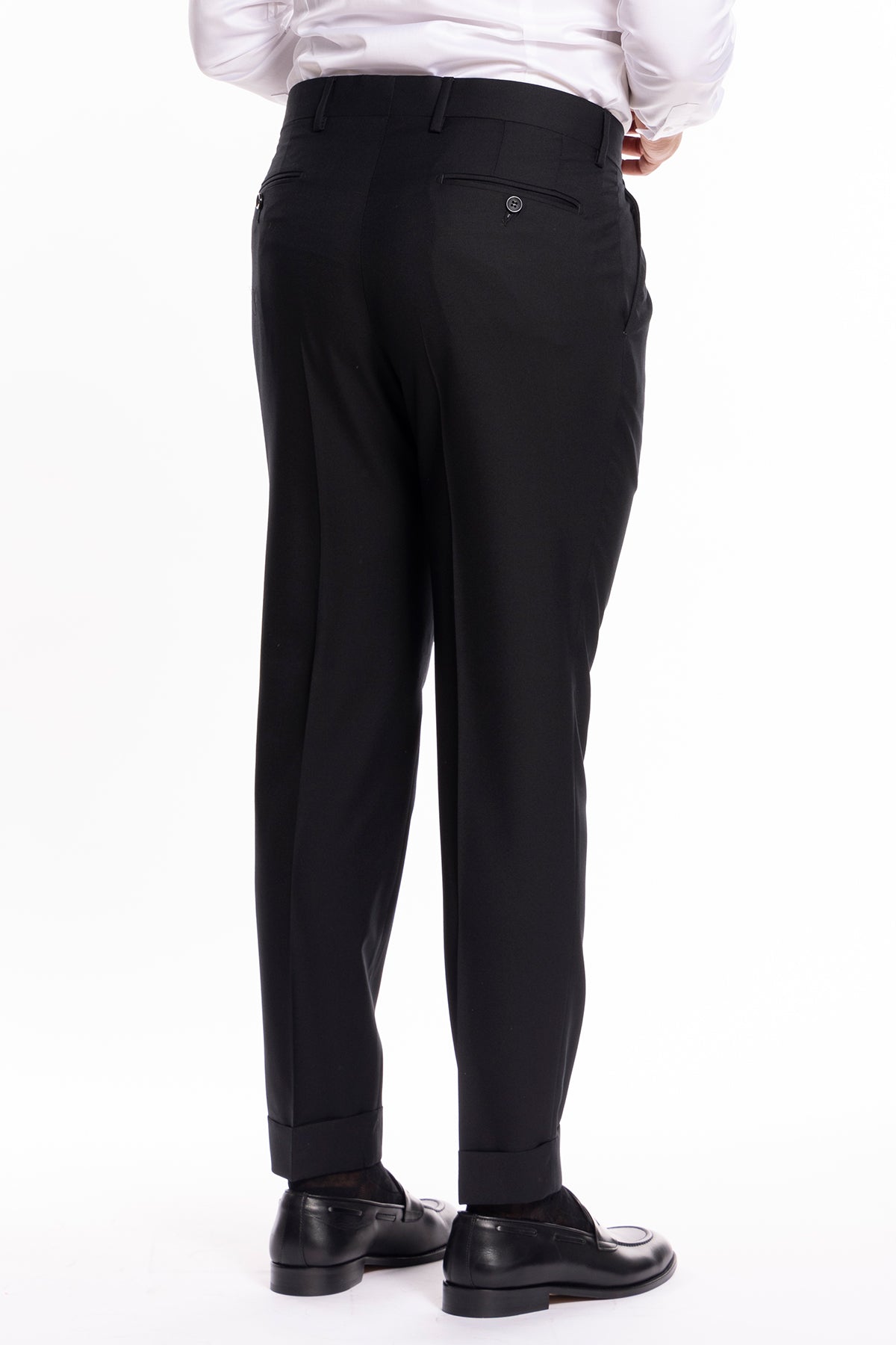 Abito uomo monopetto nera fresco lana super 140's Holland & Sherry Rever a lancia