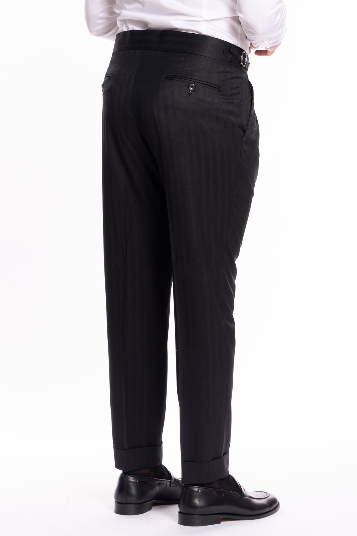 Pantalone uomo vita alta con fibbie laterali nero fantasia rigata tono su tono fresco lana super 140's Vitale Barberis Canonico risvolto 5cm