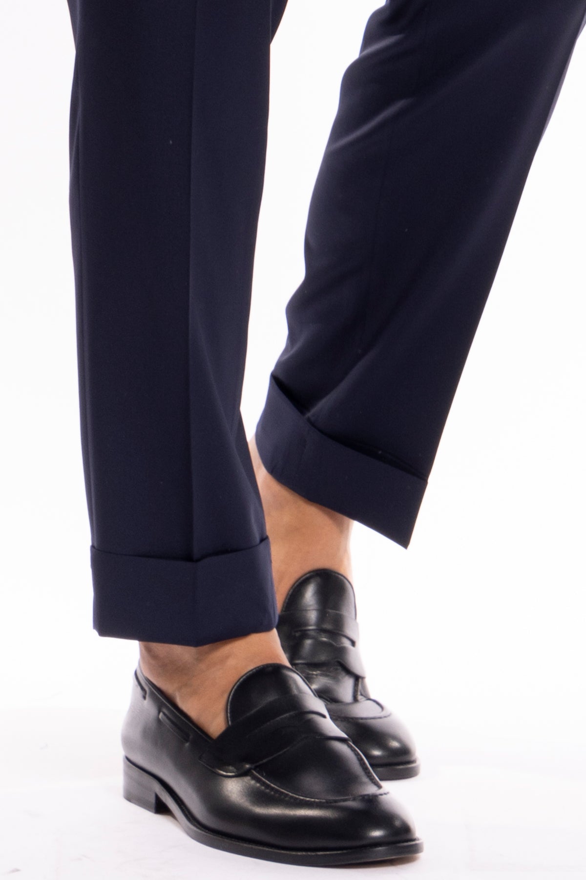 Pantalone uomo blu scuro tasca america in fresco lana super 130's Vitale Barberis Canonico con risvolto di 5cm