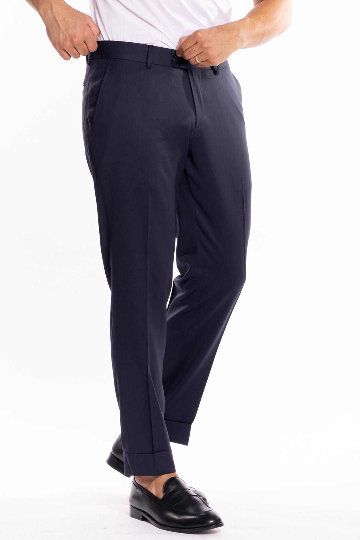 Pantalone uomo blu scuro tasca america in fresco lana super 130's Bristol Tessuti Napoli con risvolto di 5cm