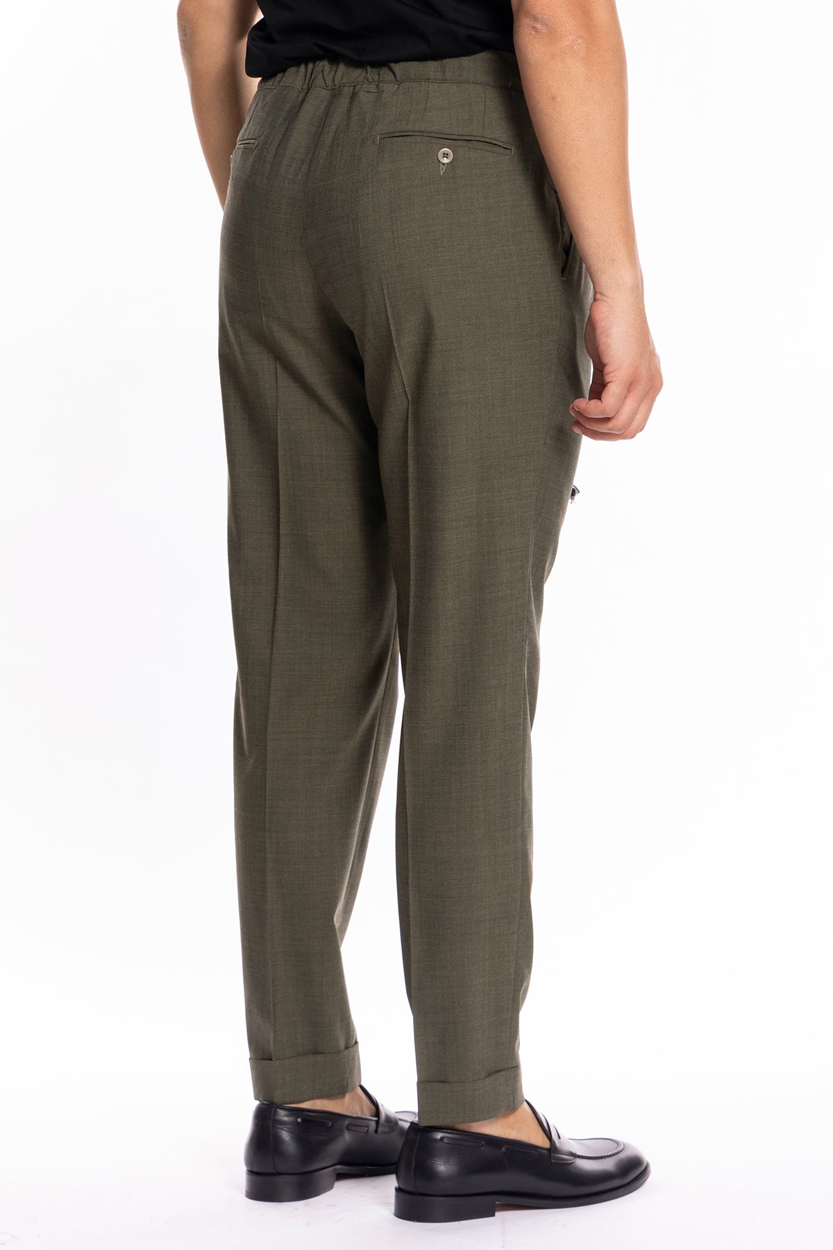 Pantalaccio da uomo verde militare doppia pinces in misto fresco lana tasca america risvolto 5cm con laccio regolabile