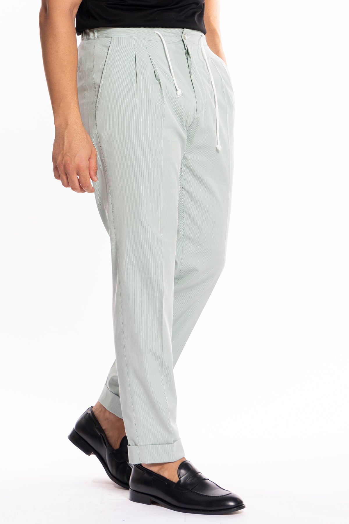 Pantalaccio da uomo verde rigato in cotone 100% doppia pinces tasca america risvolto 5cm con laccio regolabile Bristol Tessuti Napoli