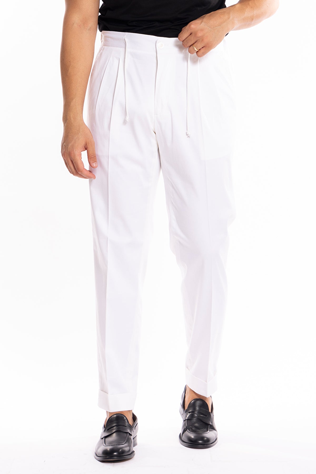 Pantalaccio da uomo Bianco in cotone leggermente elastico doppia pinces tasca america risvolto 5cm con laccio regolabile