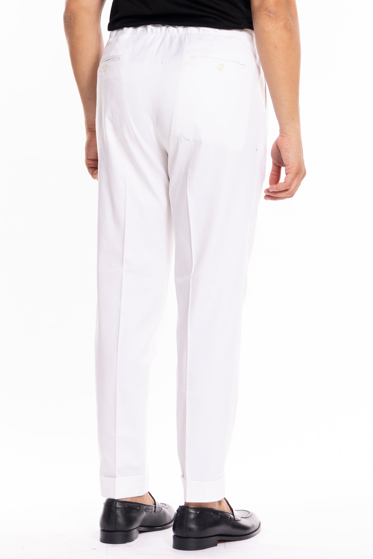 Pantalaccio da uomo Bianco in cotone leggermente elastico doppia pinces tasca america risvolto 5cm con laccio regolabile