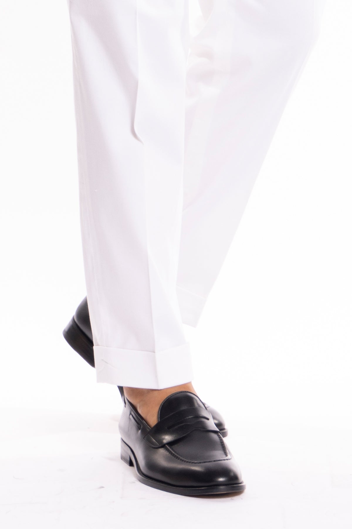 Pantalaccio da uomo Bianco in cotone leggermente elastico doppia pinces tasca america risvolto 5cm con laccio regolabile