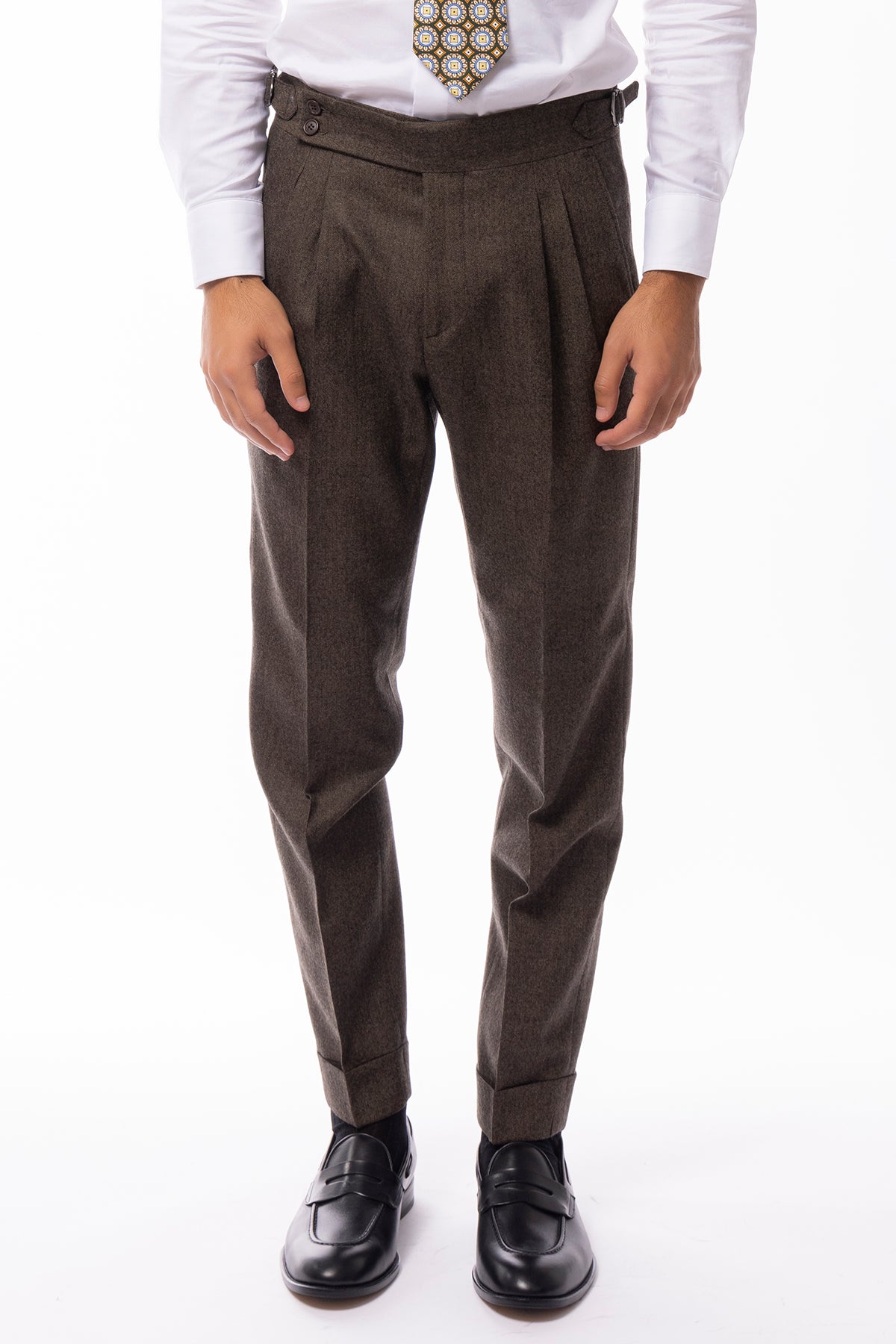 Pantalone uomo marrone spigato vita alta tasca america in lana flanella Holland & Sherry con doppia pinces