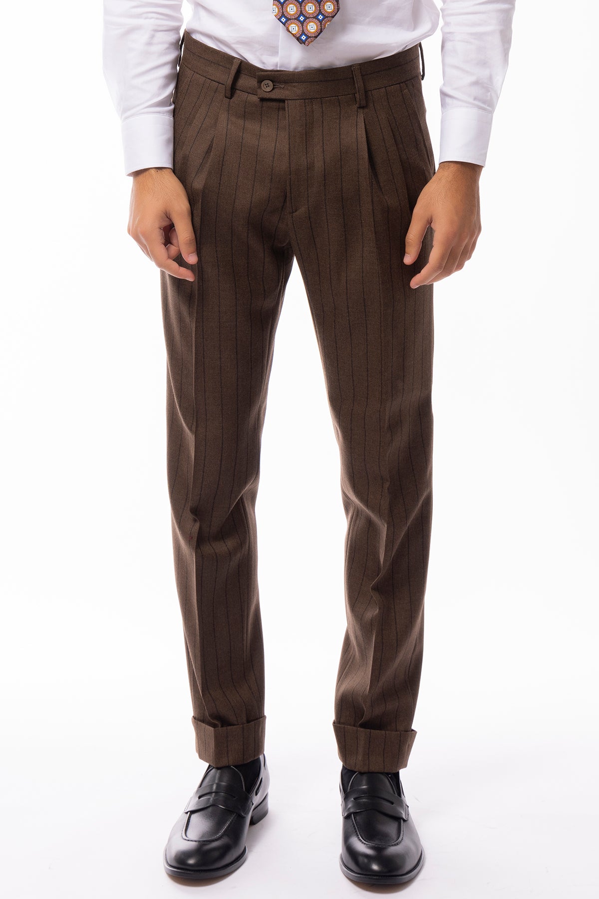 Abito uomo monopetto marrone gessata in lana Flanella Holland & Sherry slim fit rever a lancia largo.