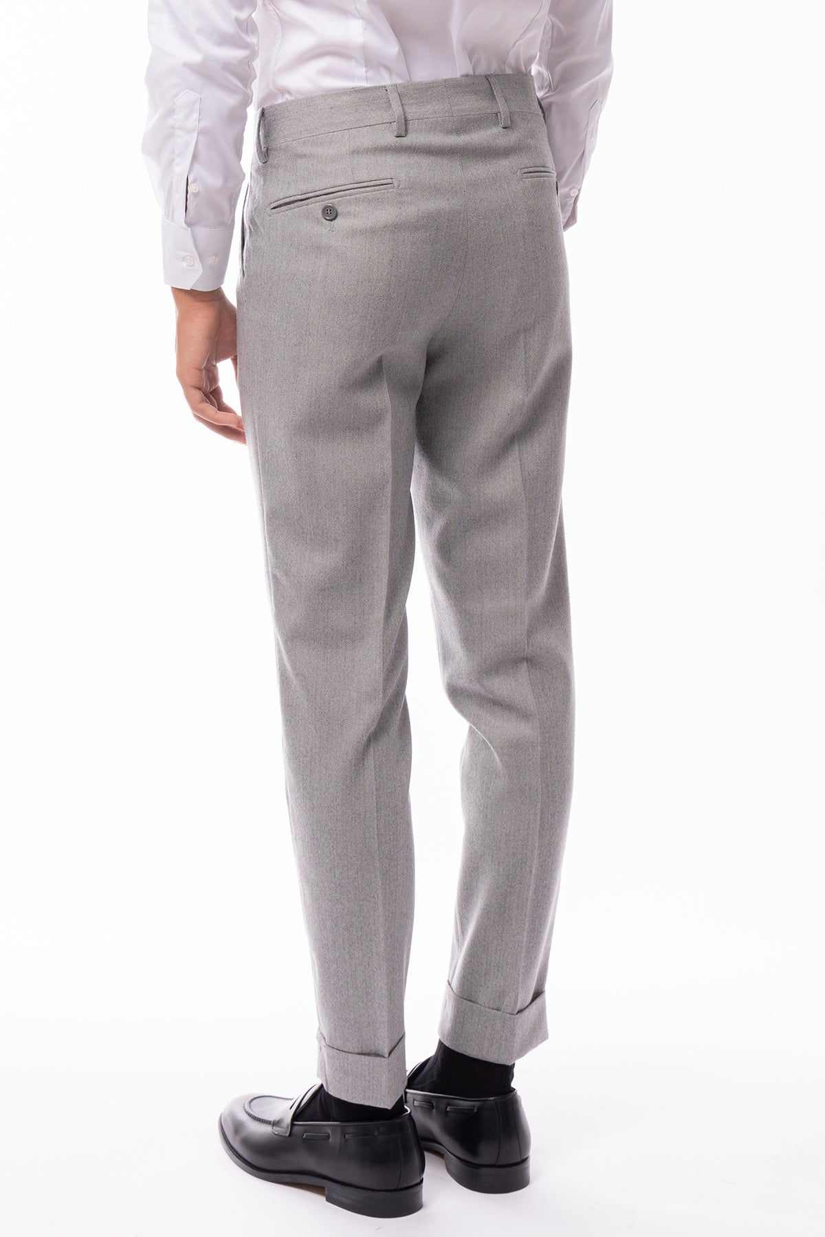 Pantalone uomo grigio spigato vita alta tasca america in lana flanella Holland & Sherry con doppia pinces
