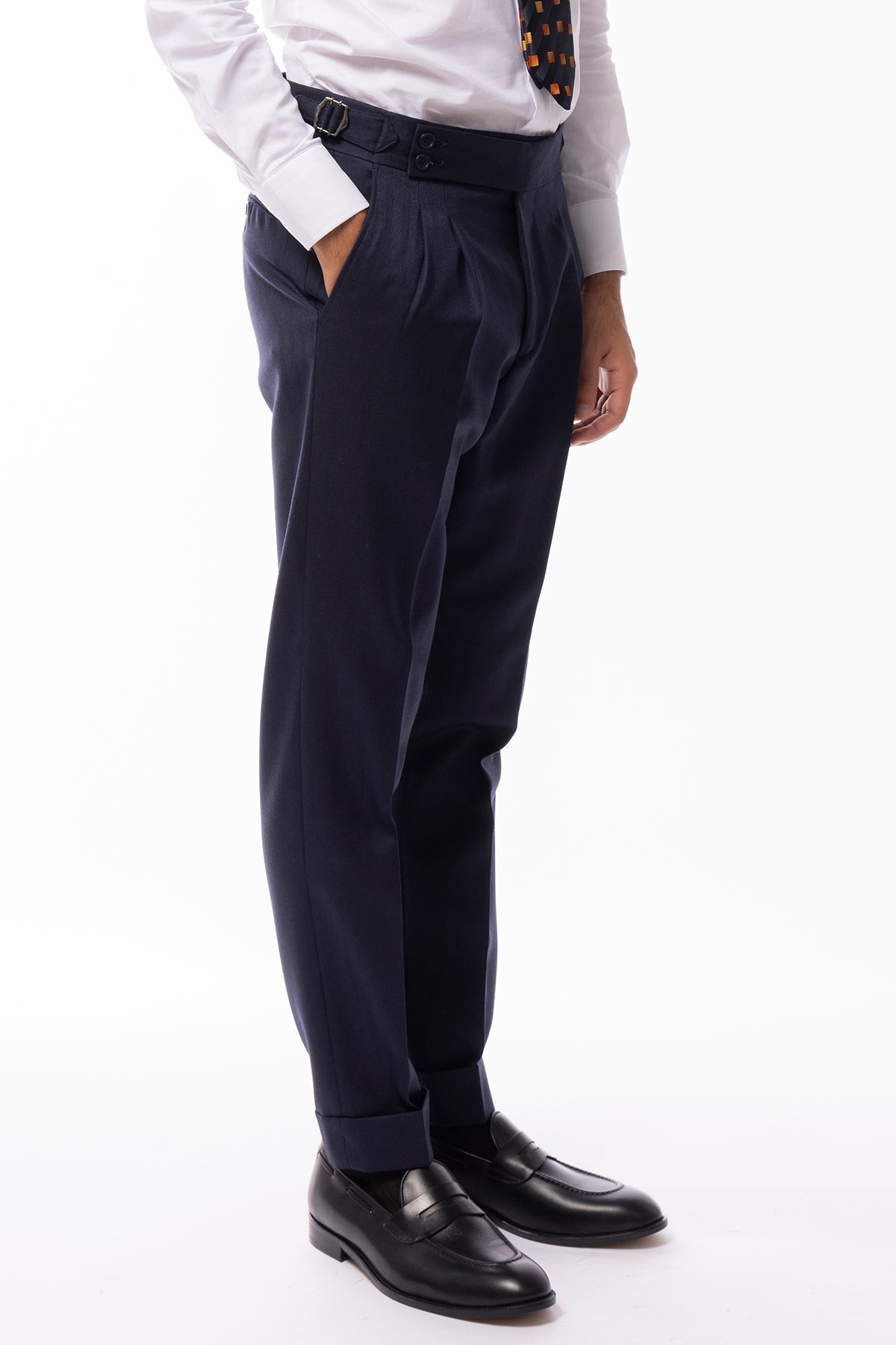 Pantalone uomo blu spigato vita alta con fibbie laterali 100% Lana WORSTED Holland & Sherry doppia pinces risvolto 5cm