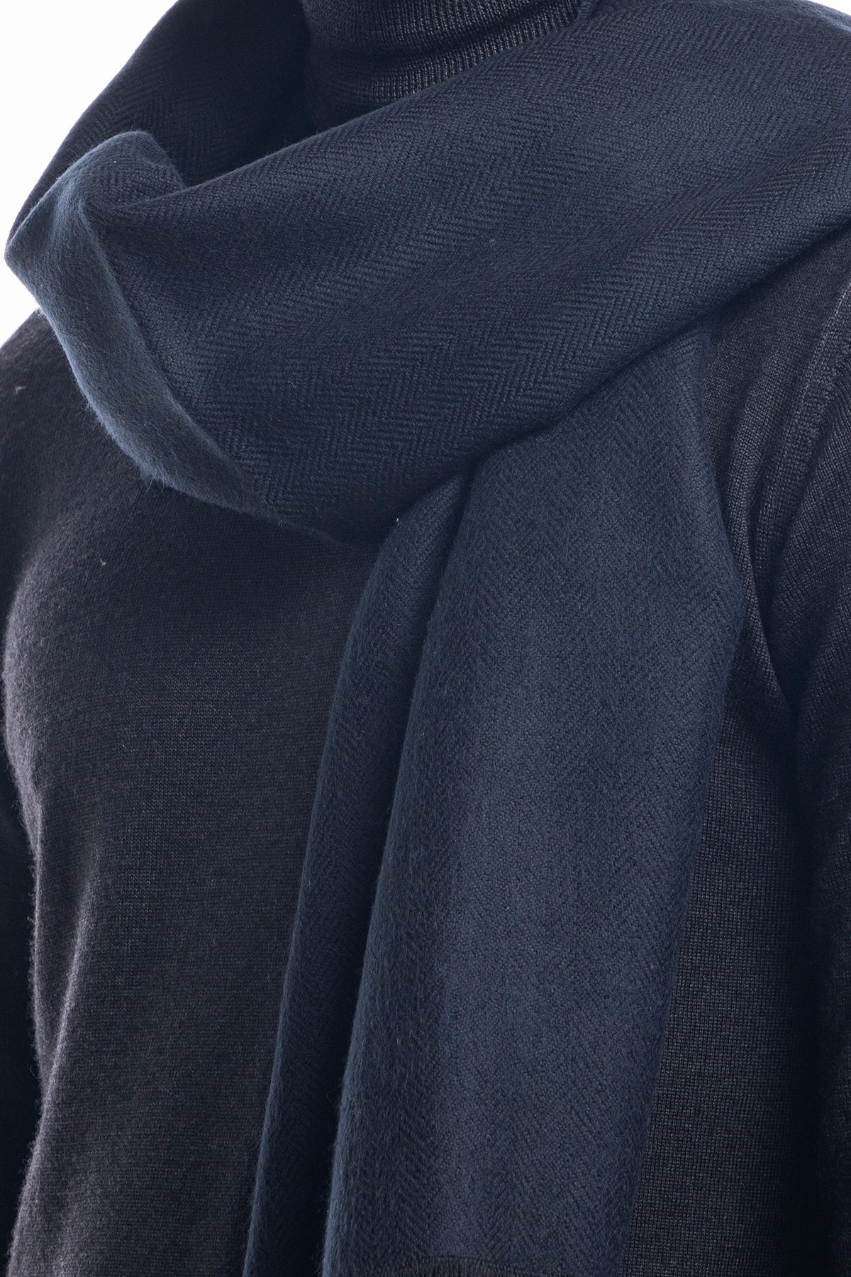 Sciarpa uomo blu spigata invernale effetto lana cashmere con frange