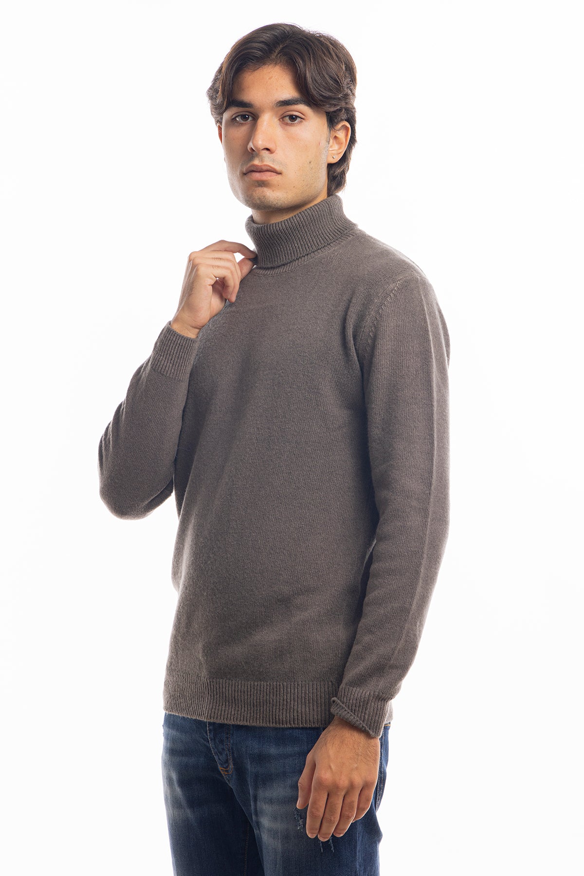 Maglione da uomo collo alto marrone in lana maniche lunghe