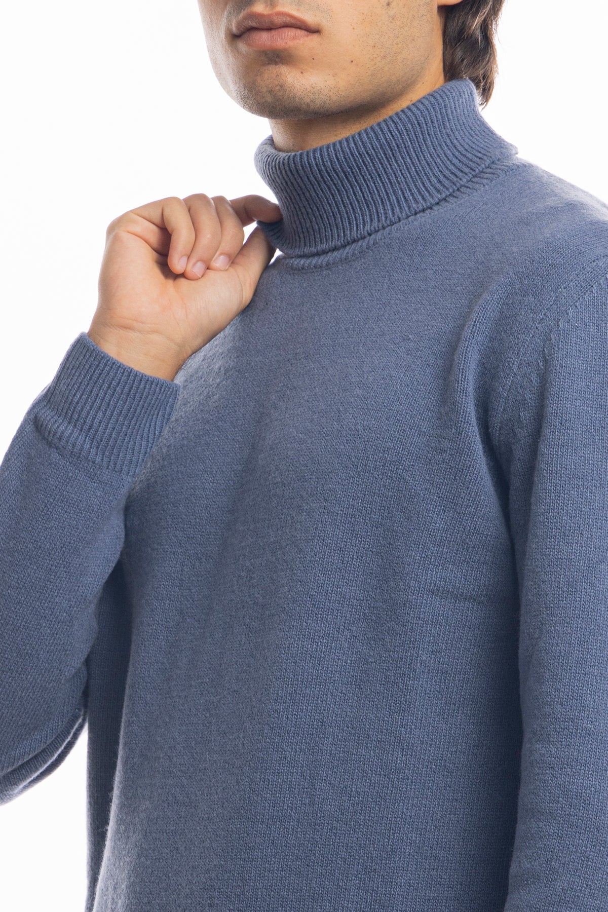 Maglione da uomo collo alto blu in lana maniche lunghe