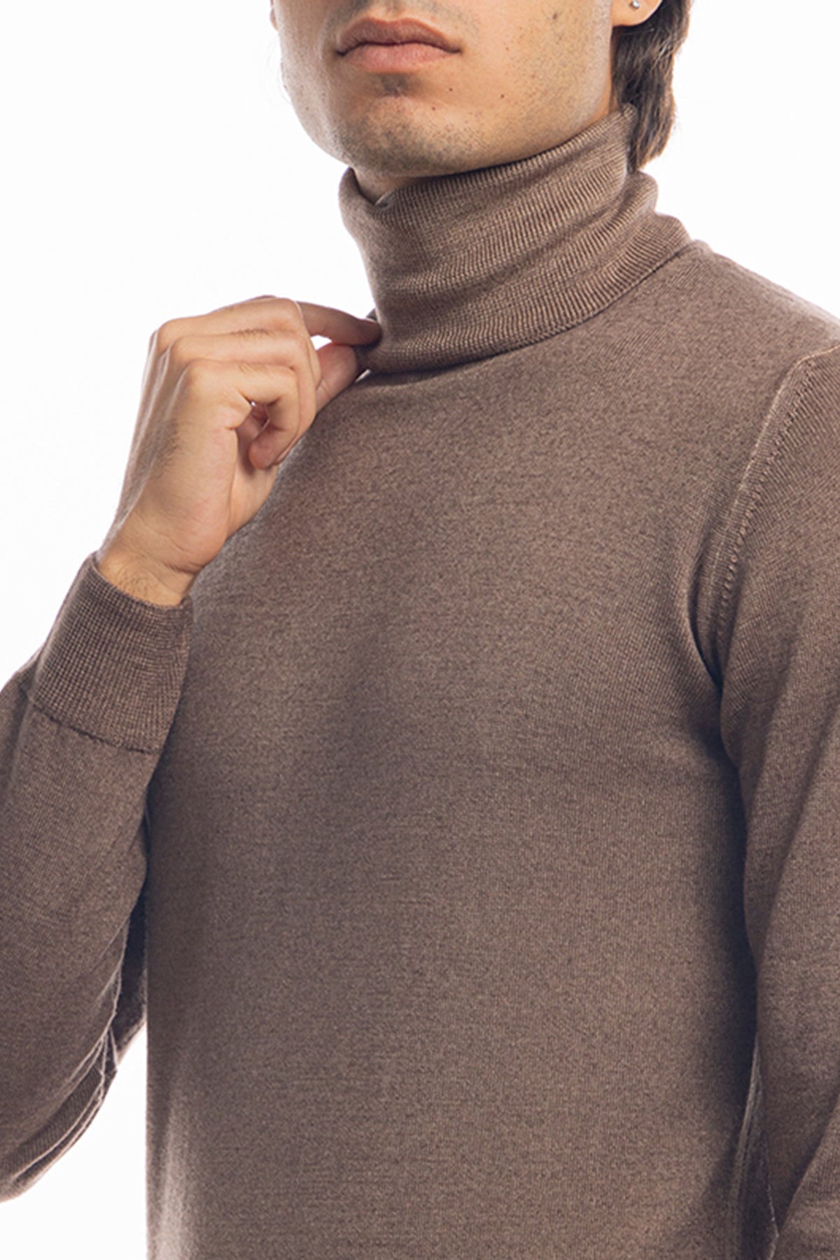 Maglione da uomo collo alto Fango in lana merinos 100% effetto stone wash maniche lunghe