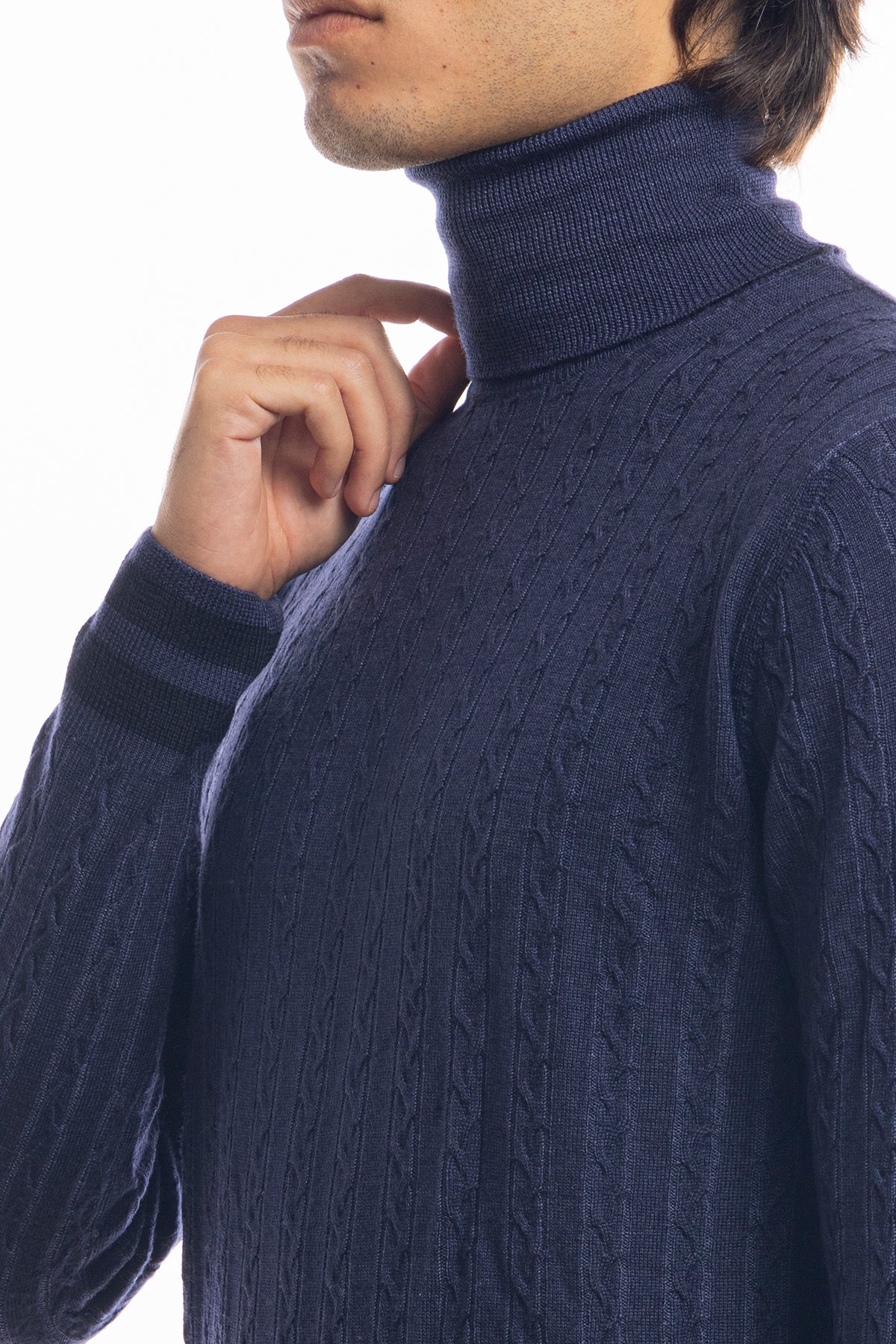 Maglione da uomo collo alto blu in lana merinos 100% effetto stone wash maniche lunghe