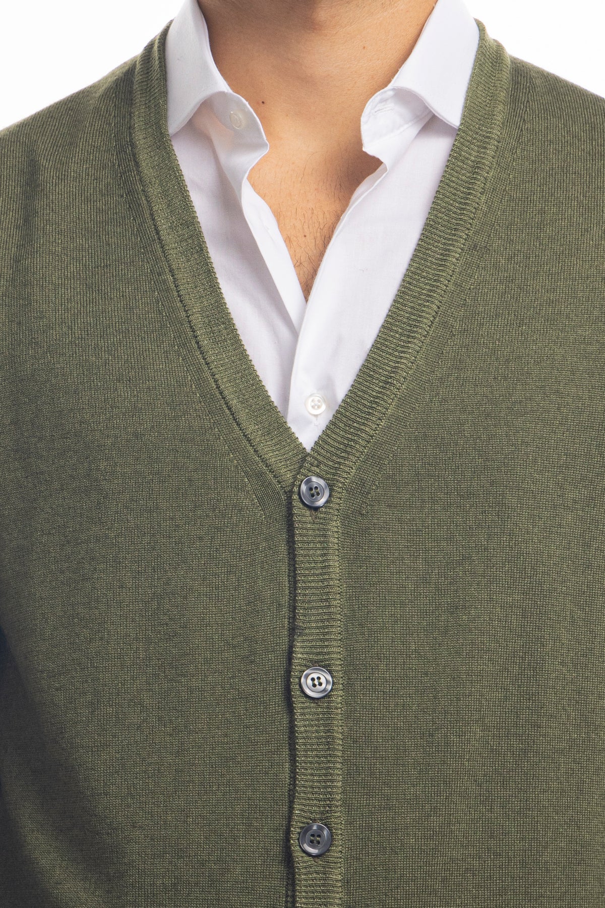Cardigan da uomo verde militare lana merinos 100% effetto stone wash maniche lunghe
