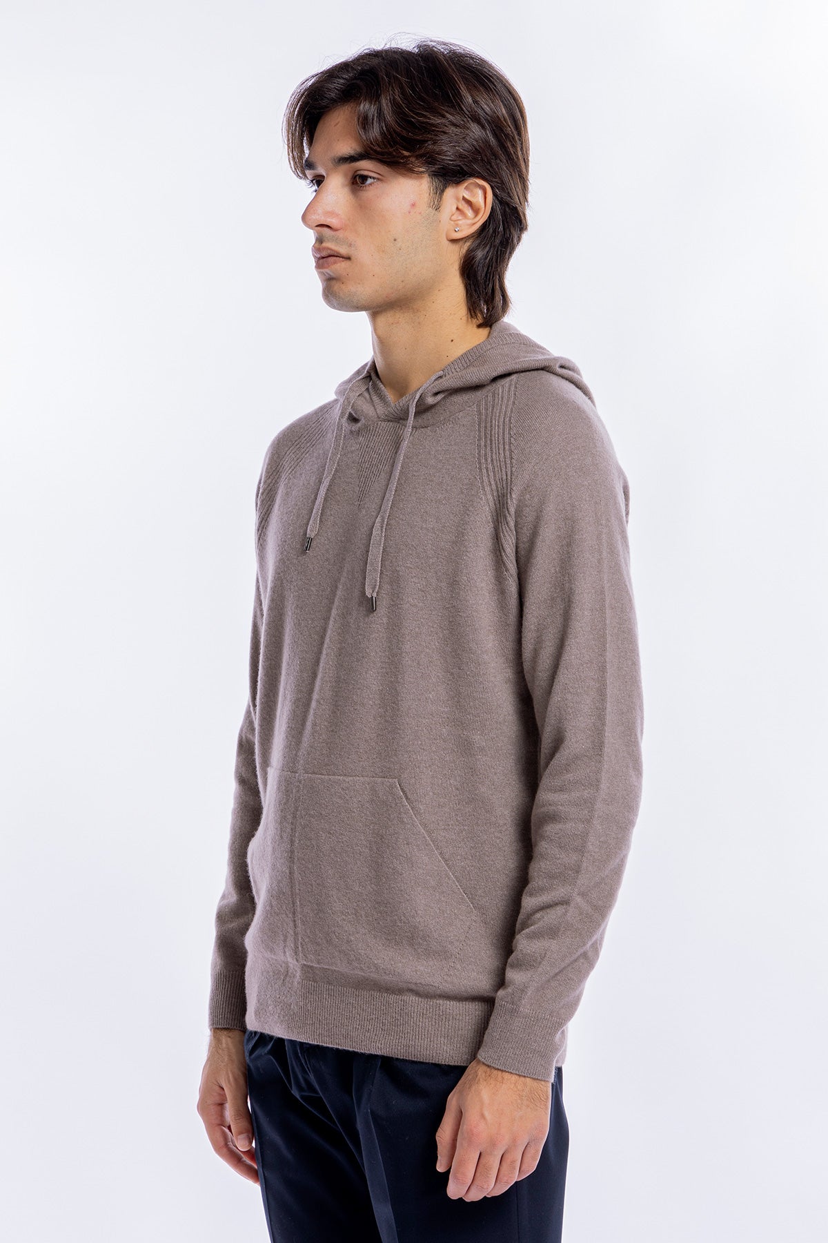 Felpa da uomo beige in lana e cashmere con cappuccio e tasche sul davanti