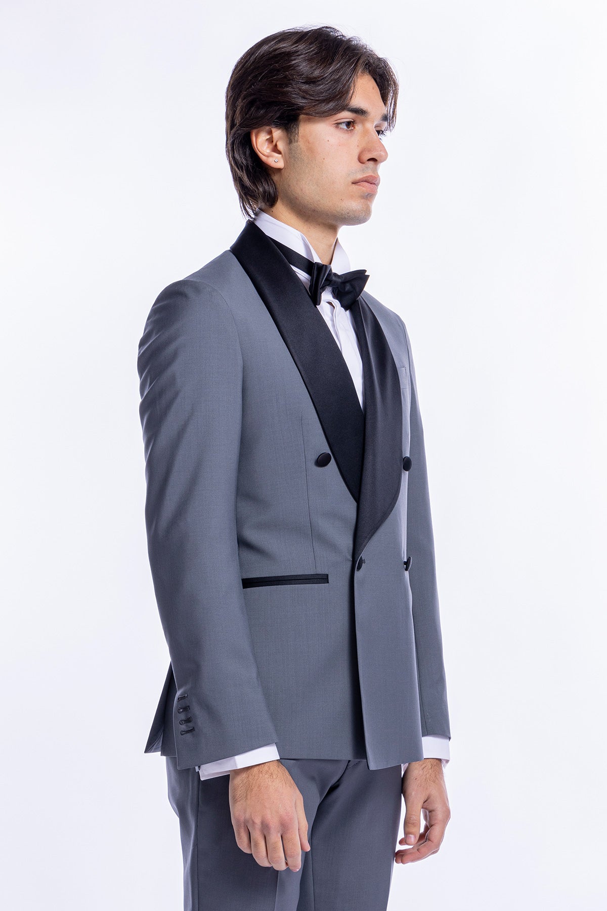 Giacca smoking Doppiopetto grigio chiaro da uomo in fresco lana super 130's Vitale Barberis Canonico con rever a scialle largo in raso nero.