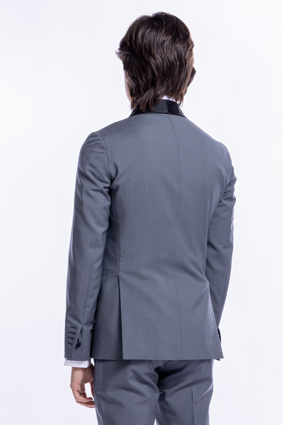 Giacca smoking Doppiopetto grigio chiaro da uomo in fresco lana super 130's Vitale Barberis Canonico con rever a scialle largo in raso nero.