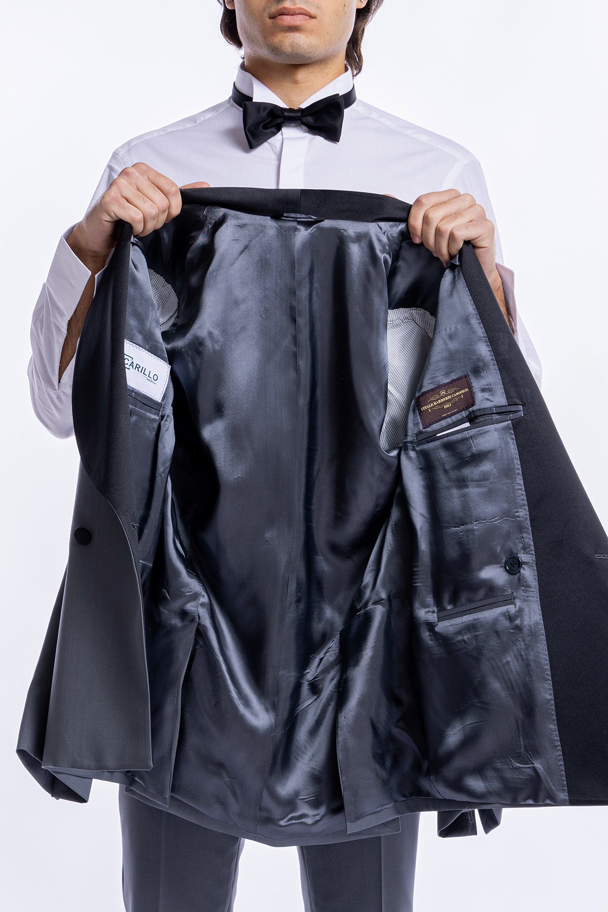 Giacca smoking Doppiopetto grigio chiaro da uomo in fresco lana super 130's Vitale Barberis Canonico con rever a scialle largo in raso nero.