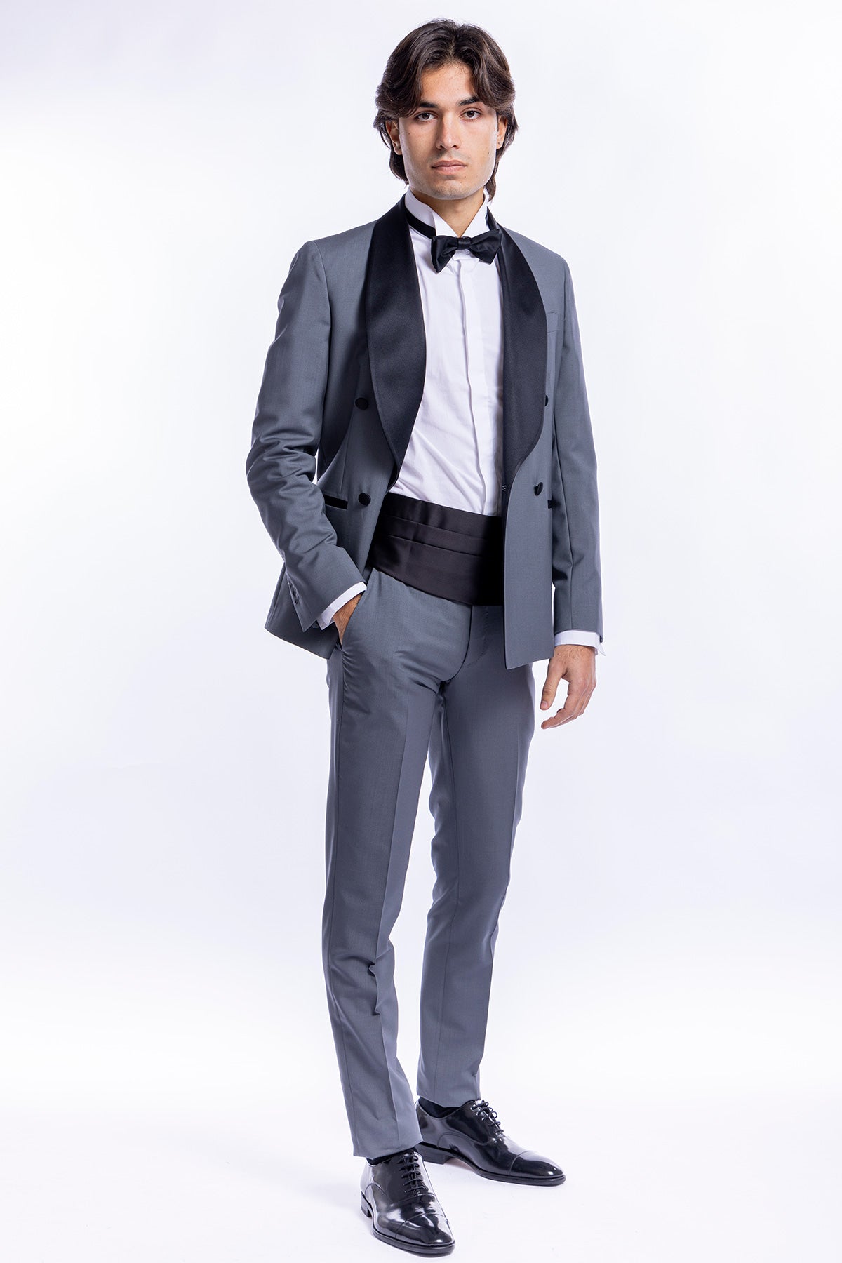 Giacca smoking Doppiopetto grigio chiaro da uomo in fresco lana super 130's Vitale Barberis Canonico con rever a scialle largo in raso nero.