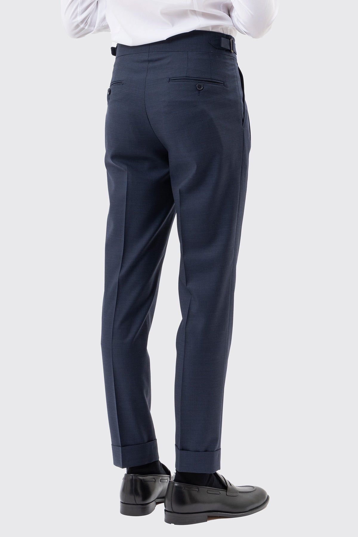 Abito uomo doppiopetto blu pied de poule in fresco lana super 120's Holland & Sherry rever a lancia larga