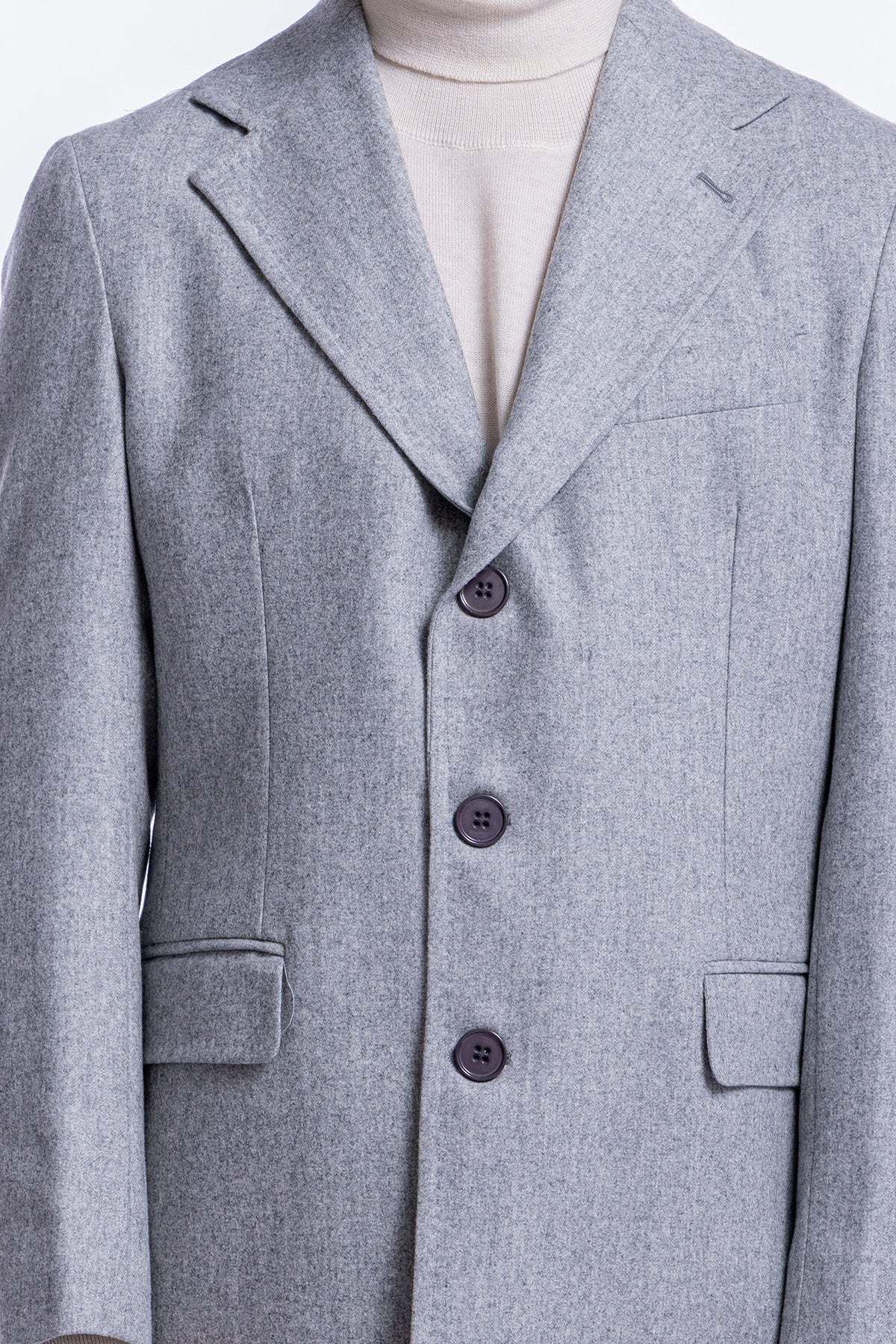 Cappotto uomo Monopetto grigio chiaro in pura lana al 100% Vitale Barberis Canonico rever largo 11cm con martingala sul retro