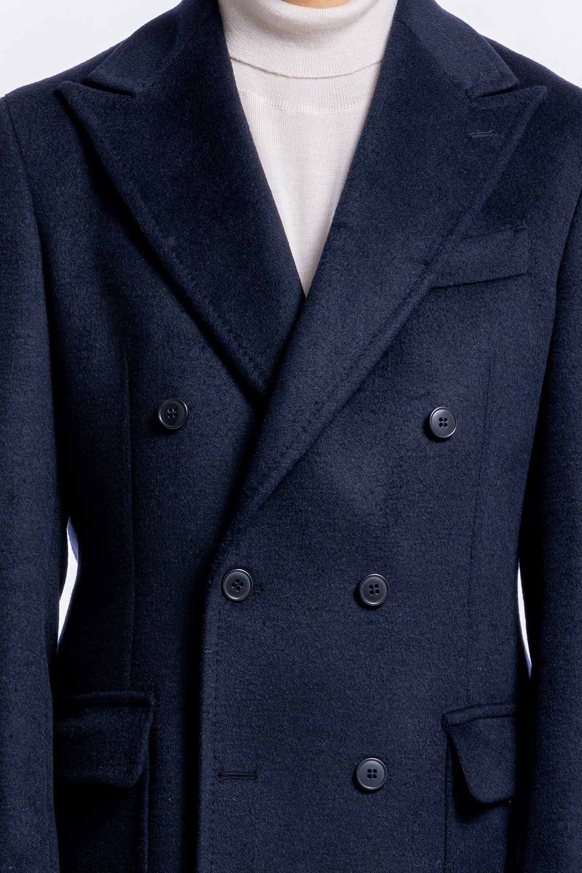 Cappotto uomo doppiopetto blu notte misto lana rever largo 13 cm con martingala sul retro