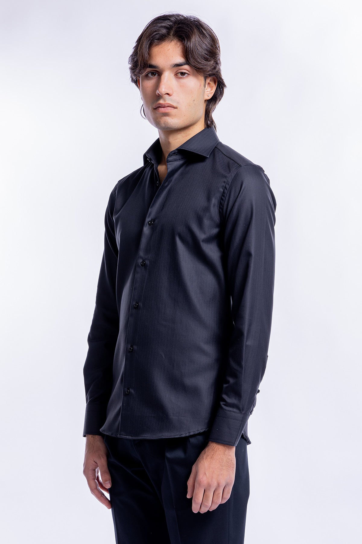 Camicia Uomo nera spigata slim fit in cotone 100% Collo semi francese tinta unita sartoriale