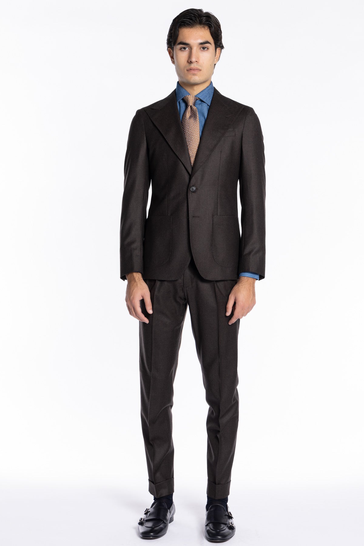 Abito uomo monopetto Marrone in pura lana Rever a lancia e tasche a toppe Vitale Barberis Canonico