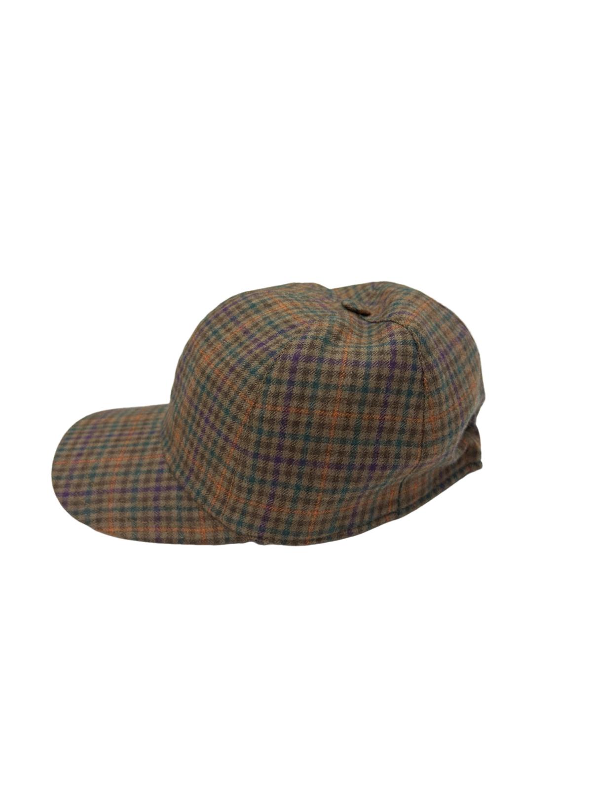 Cappello da uomo color cammello fantasia quadri modello Baseball in pura lana flanella Carillo Drapers made in italy