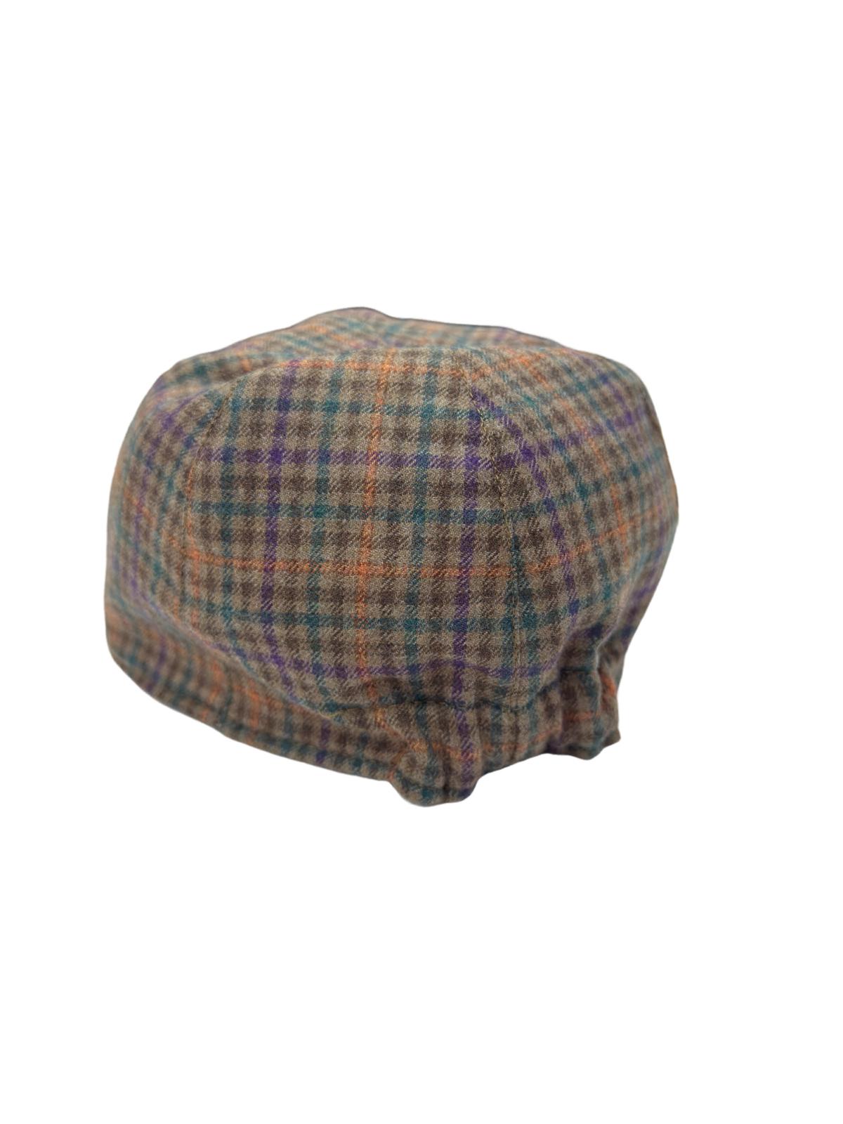 Cappello da uomo color cammello fantasia quadri modello Baseball in pura lana flanella Carillo Drapers made in italy
