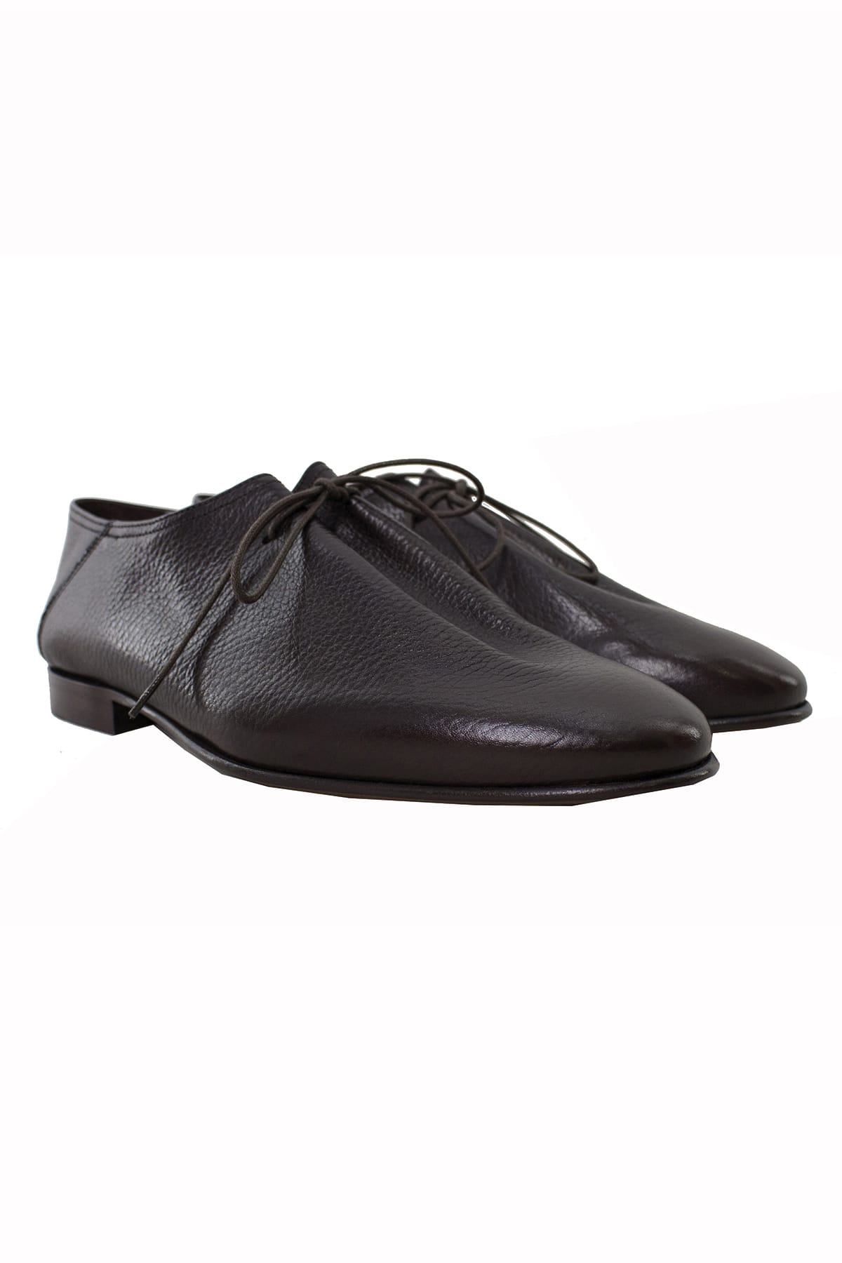Scarpe basse da uomo marroni in vera pelle con chiusura laccio e suola in cuoio made in italy