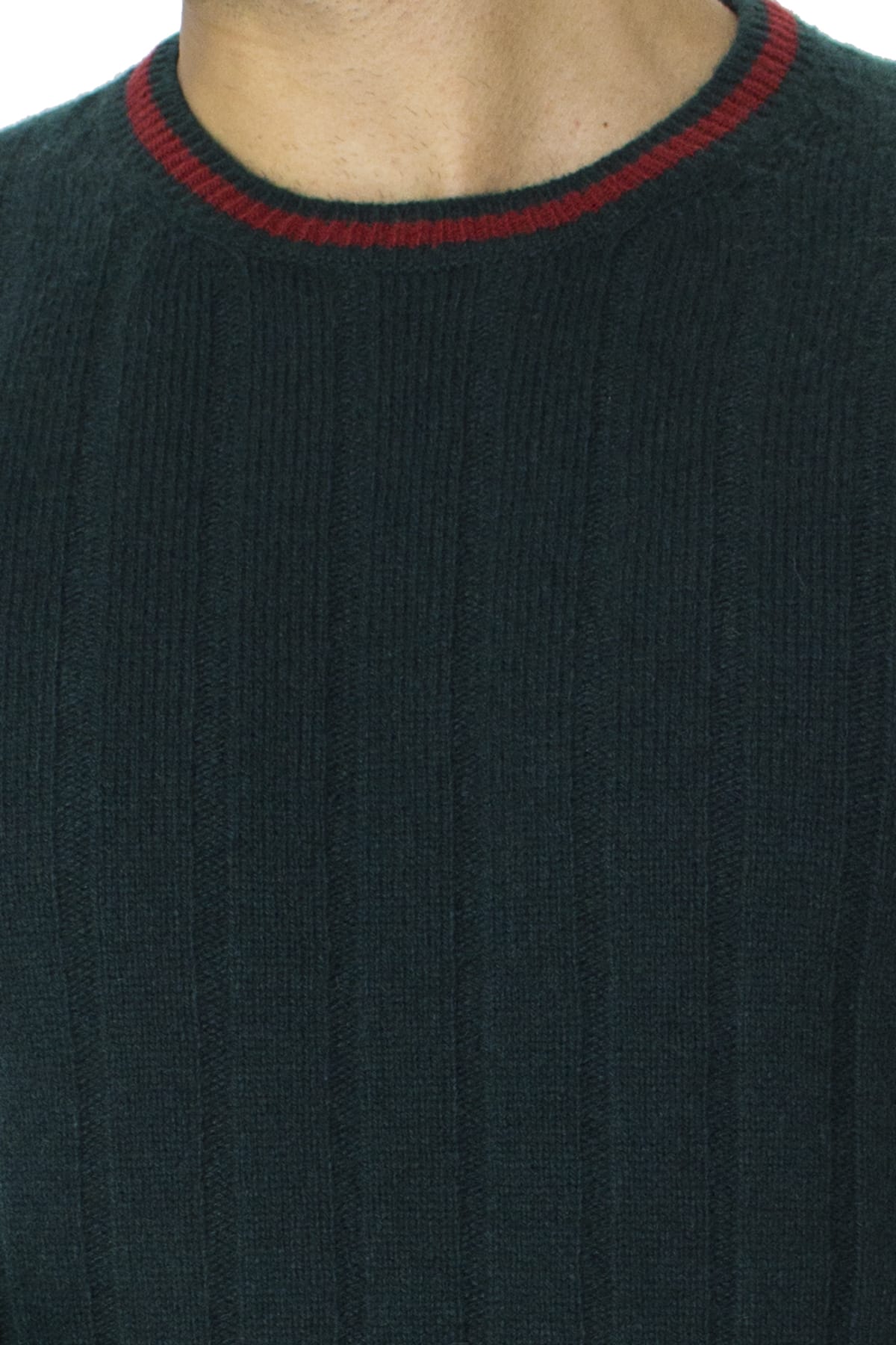 Maglione uomo Girocollo verde a coste in lana merinos con bordini rossi slim fit made in italy