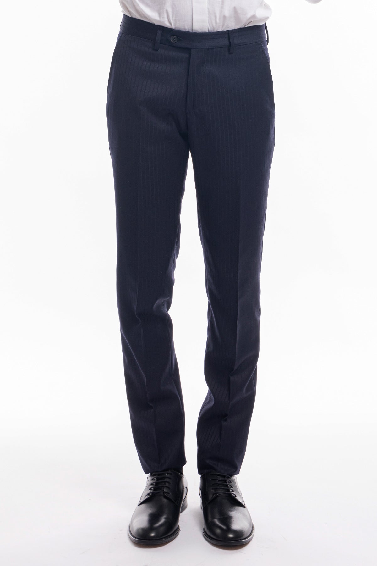 Abito uomo monopetto gessato fondo blu slim fit rever a lancia larga in seta