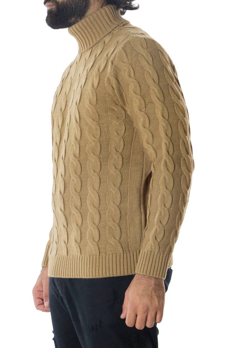 Maglione uomo lana grossa con treccia larga collo alto slim fit elastica